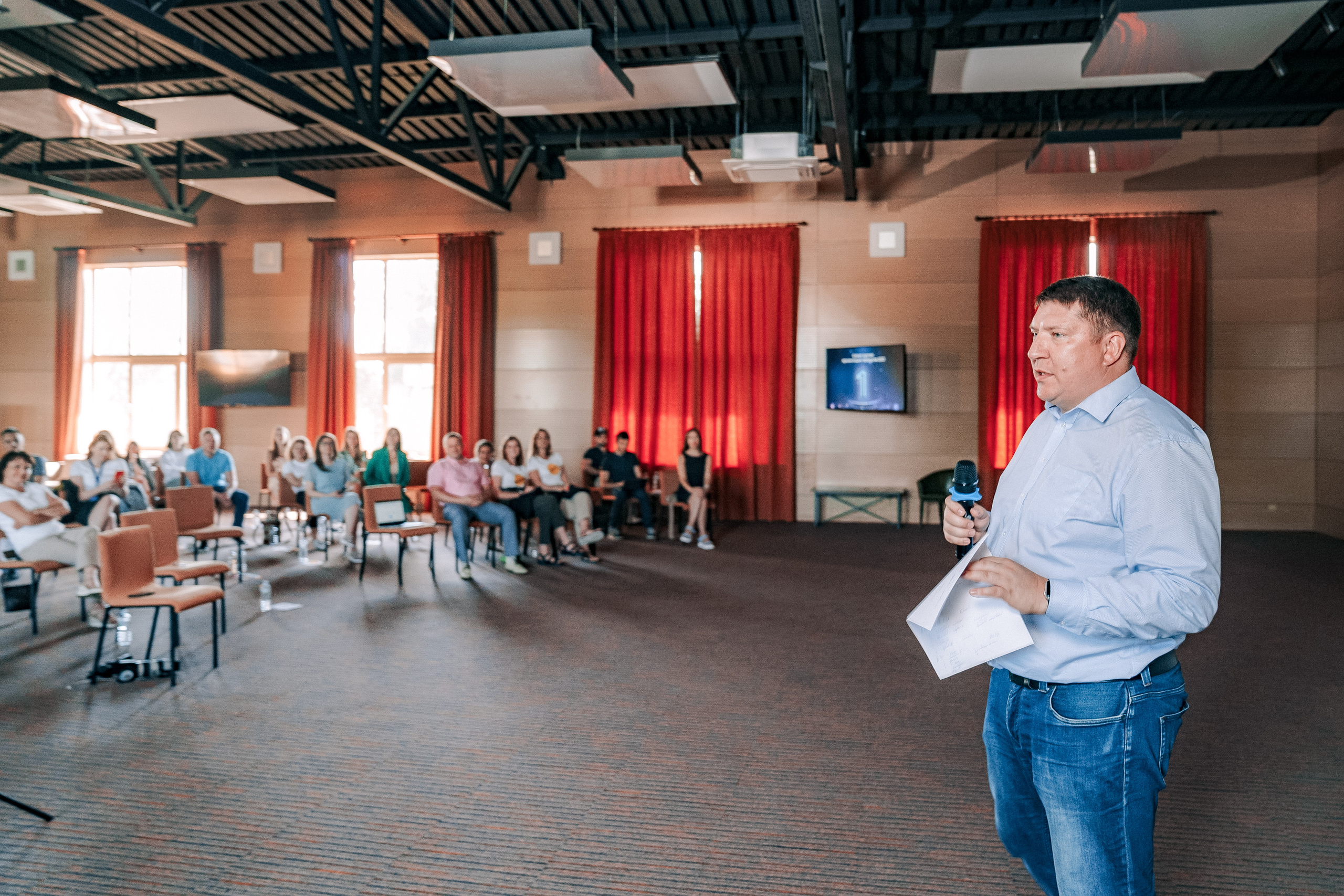 НМЛК — Стратегическая сессия. Студия коммерческой фотографии в Москве и области