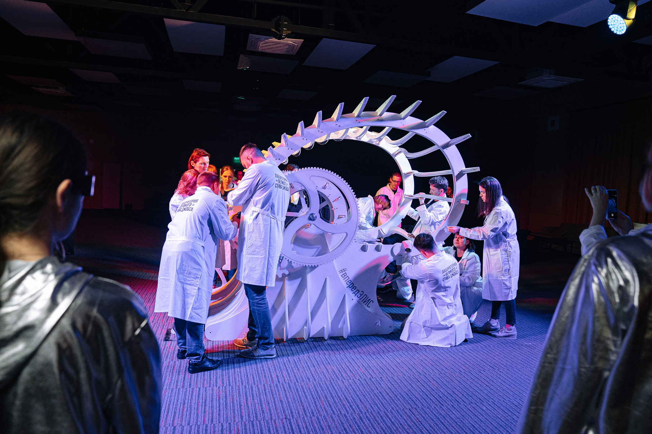 AstraZeneca — Лаборатория Джобса. Студия коммерческой фотографии в Москве и области