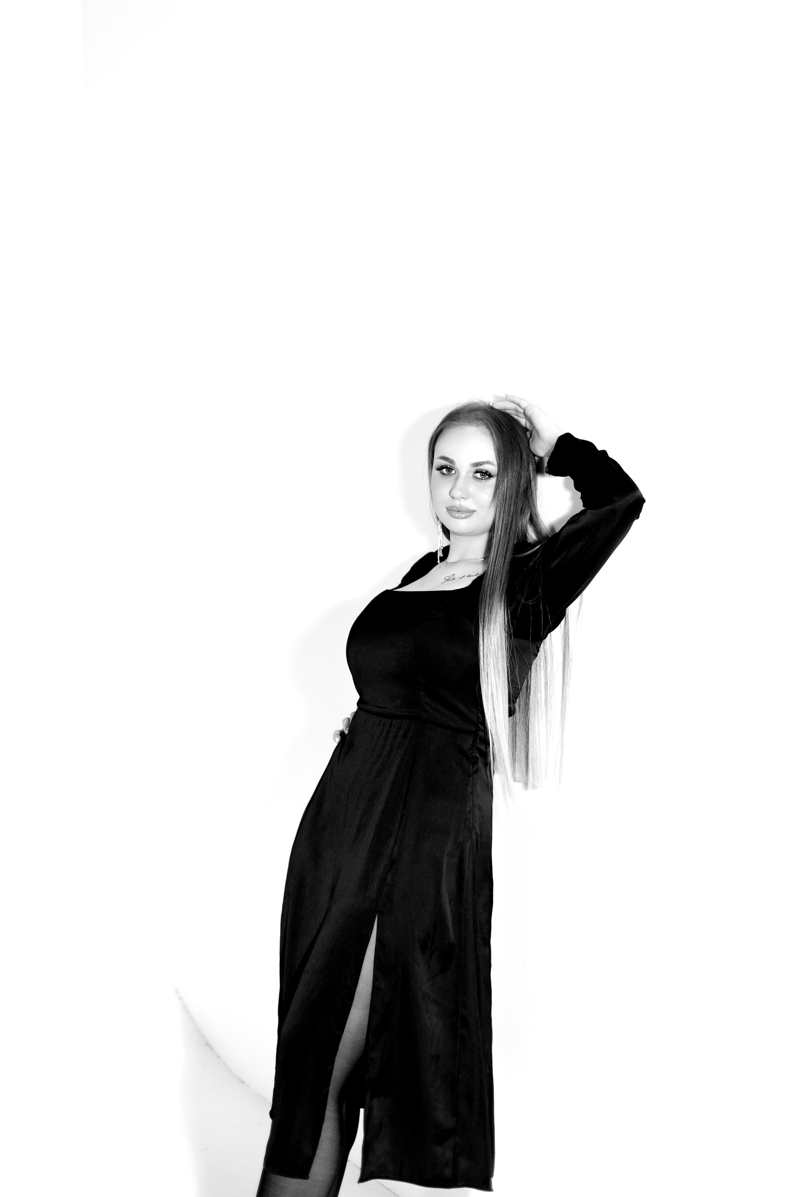 Фотосессия в студии для Елизаветы. Женский фотограф в Орске Новотроицке Динара Долганова