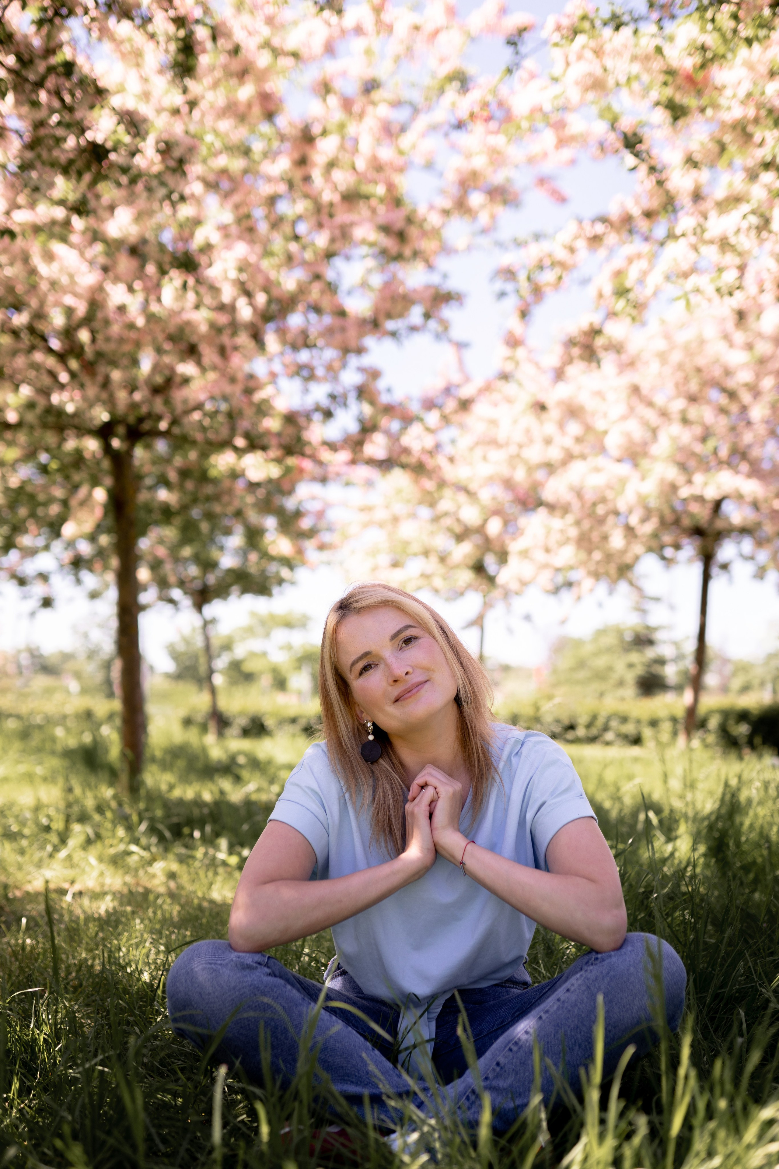 Прогулка в яблоневом саду. Семейный и детский фотограф в Санкт-Петербурге Дарина Герчиу