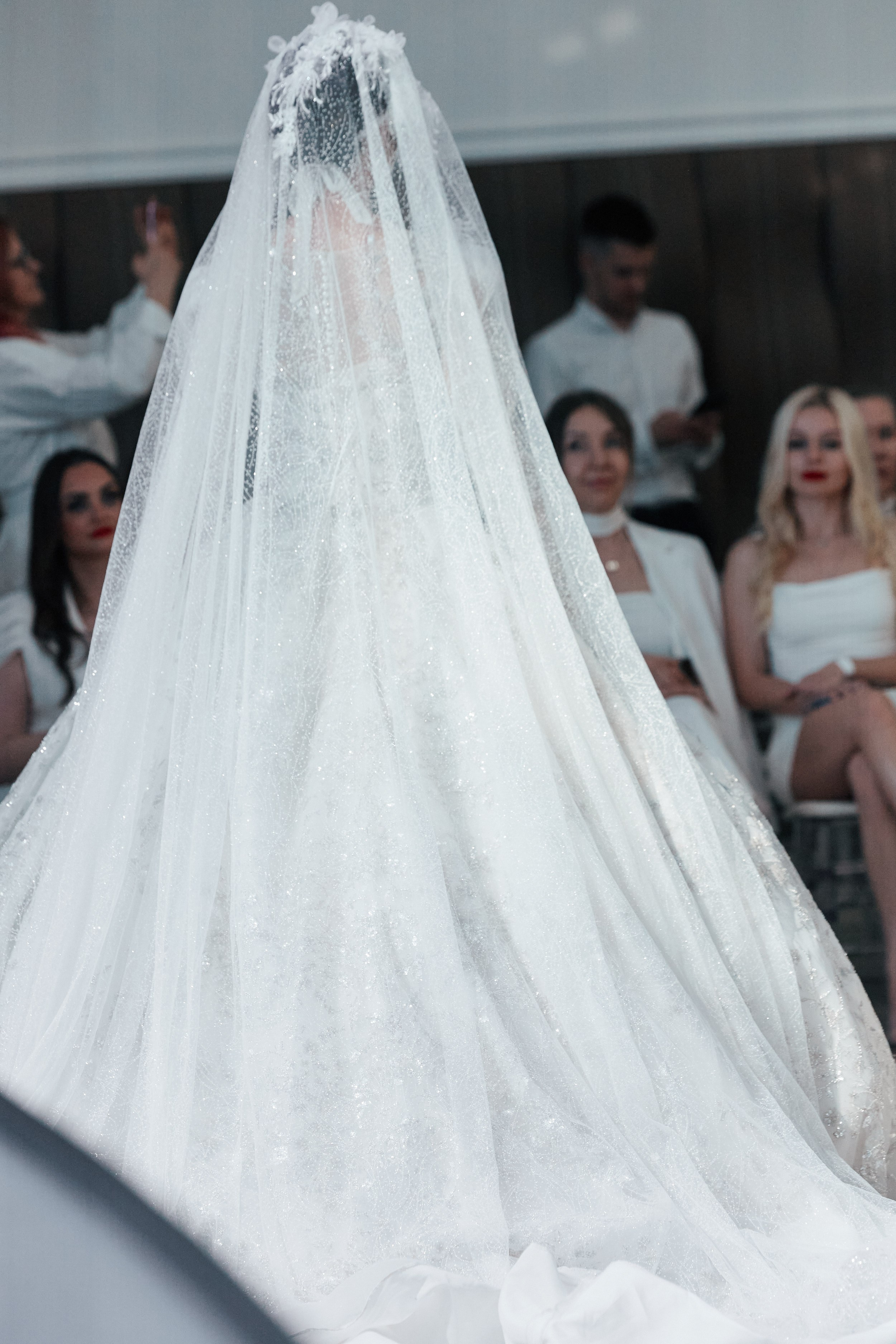 KRASNODAR FASHION WEEK 14.06. Свадебный репортажный фотограф краснодар максим дремов дрёмов фотосессия студия цена
