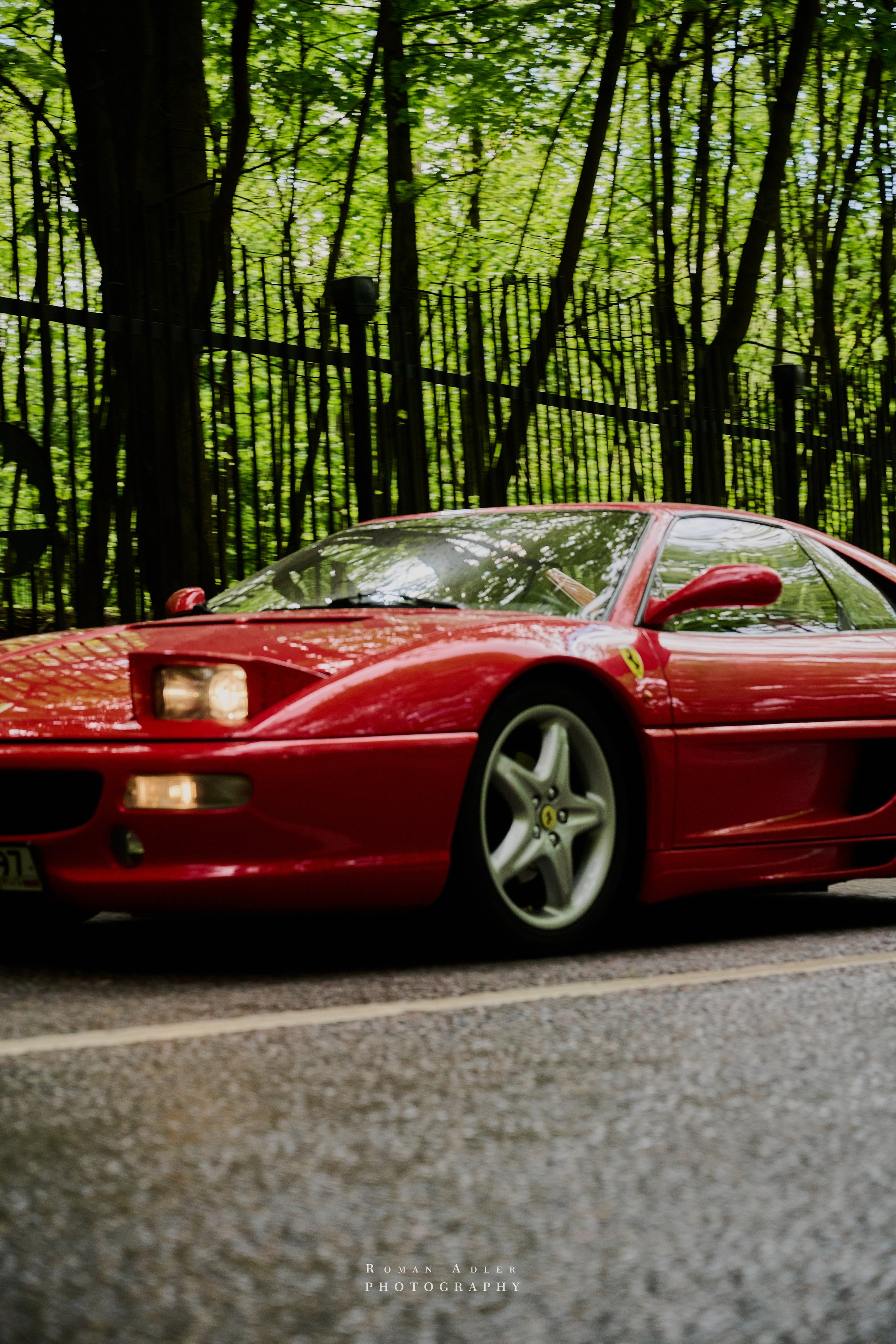 Ferrari 355 GTS. Фотограф Роман Адлер