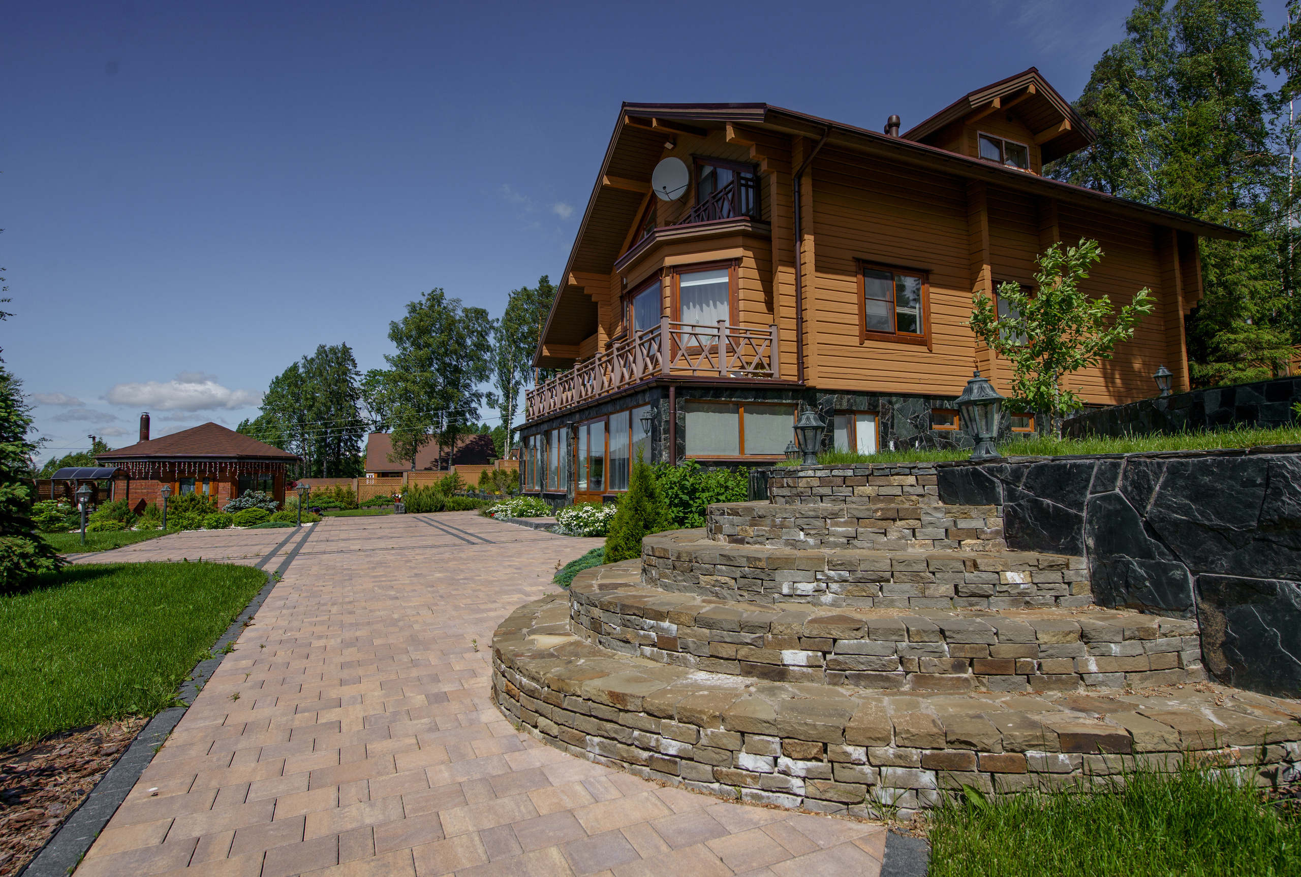 Exteriors. Живые снимки! Фотограф Даша Бендер