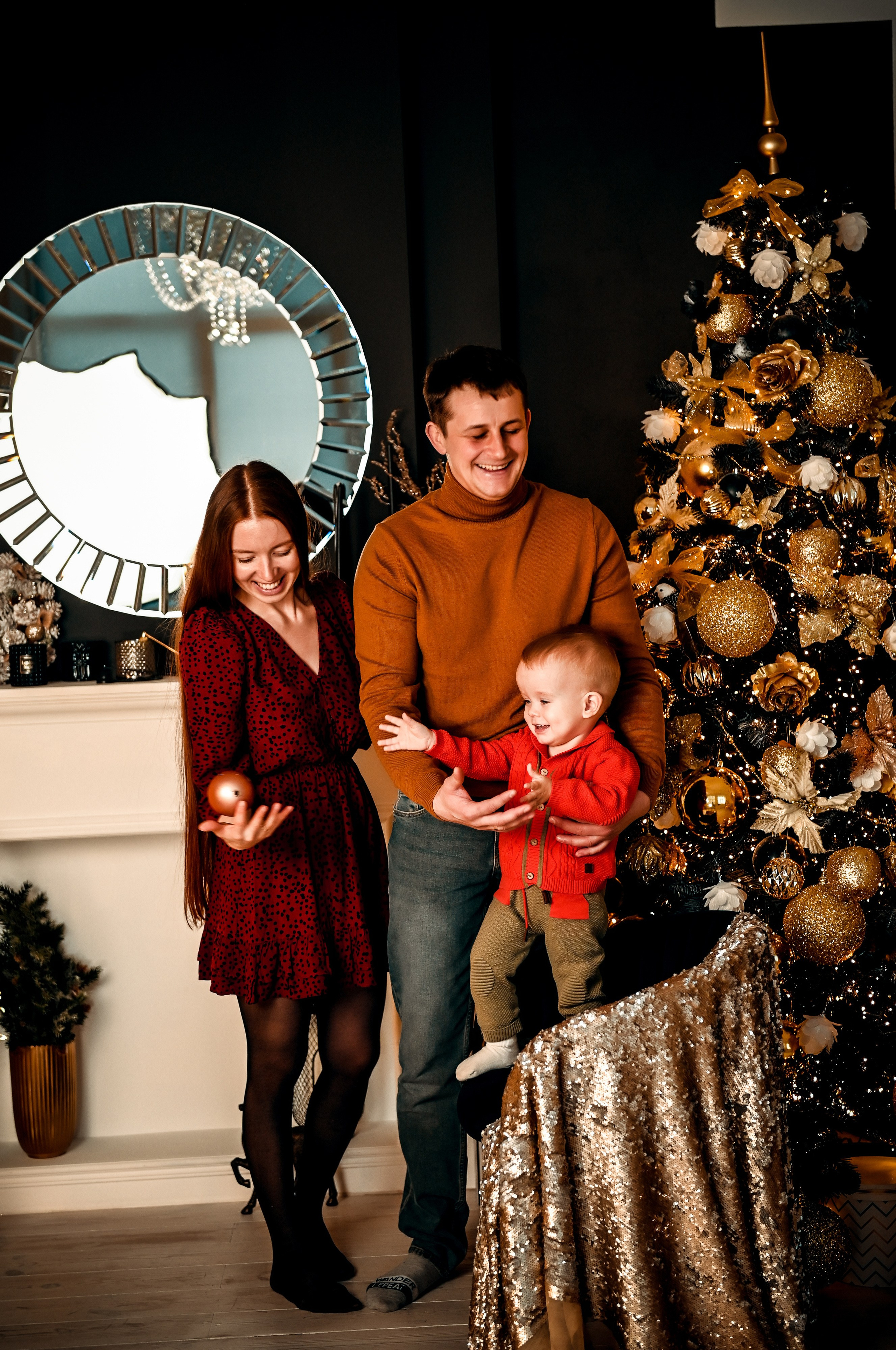 Новогодняя. Свадебный, семейный, детский, контент фотограф в Омске Максим Ильин