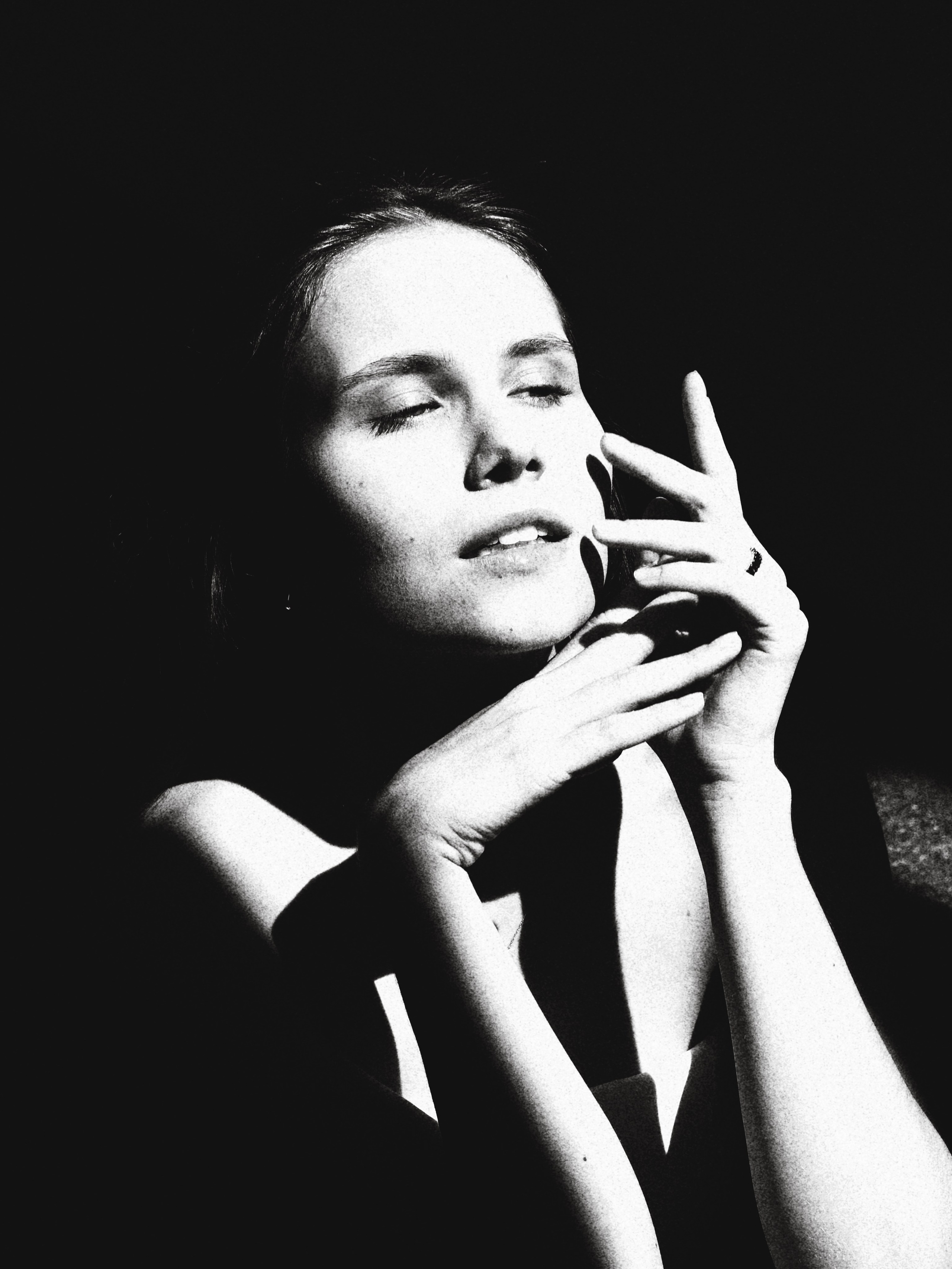 Чёрно-белая фотография — портреты в москве. Фотограф-психолог Валерия Никитина в Москве