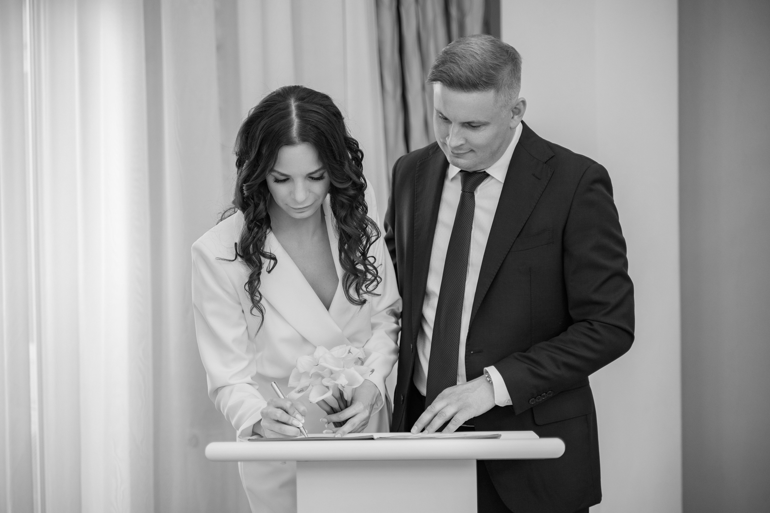 Черно Белые свадебные фотографии. Фотосъёмка и Ретушь в СПб. Фотограф Алексей Лукин. Свадьба, мероприятие, корпоратив, юбилей, фотосессия, портрет. Фотосъёмка в Санкт-Петербурге. Ретушь фотографий