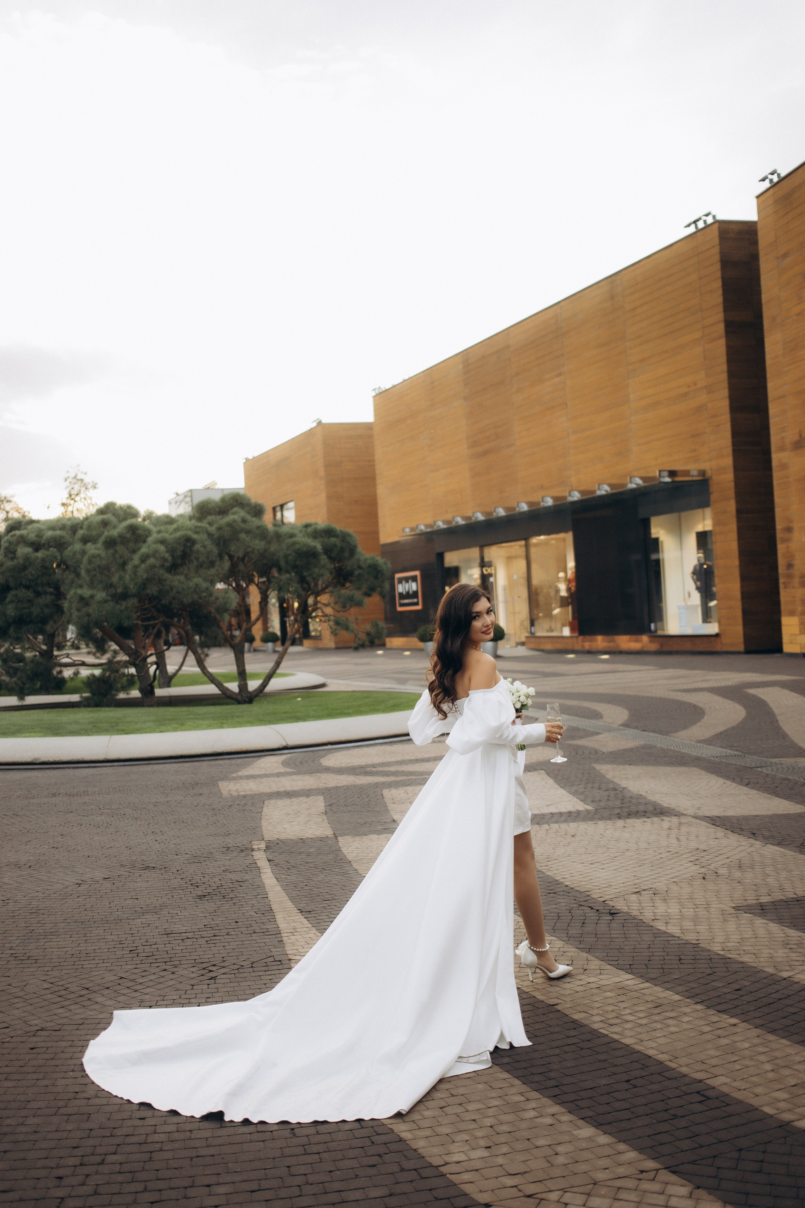 Ринат и Мадина роспись в Барвихе. Портретный и свадебный фотограф в Астрахани Сабира Аубекерова