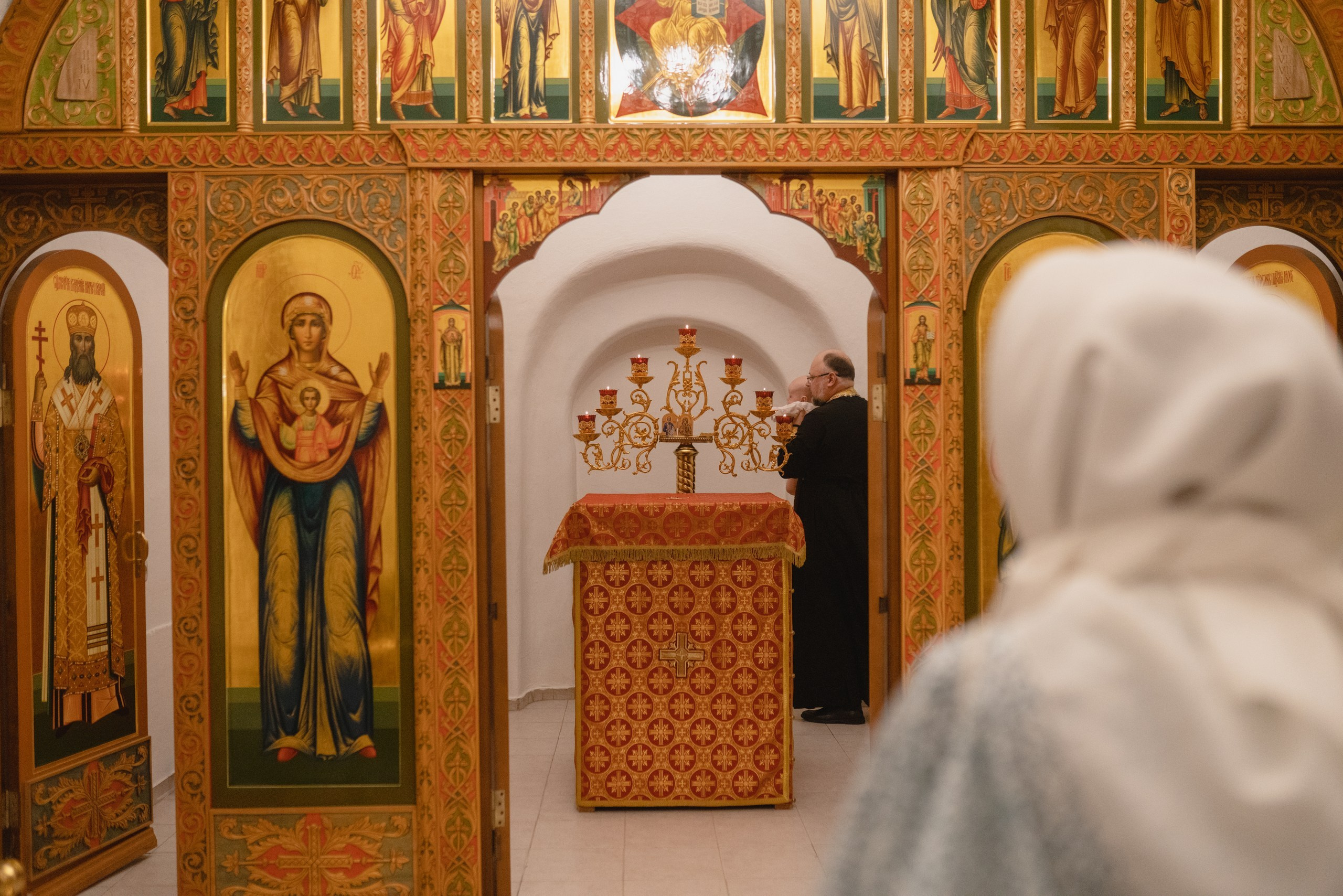 Иван. Церковь Благовещения Пресвятой Богородицы в Тайнинском. Семейный фотограф в Москве Лилия Лебедева