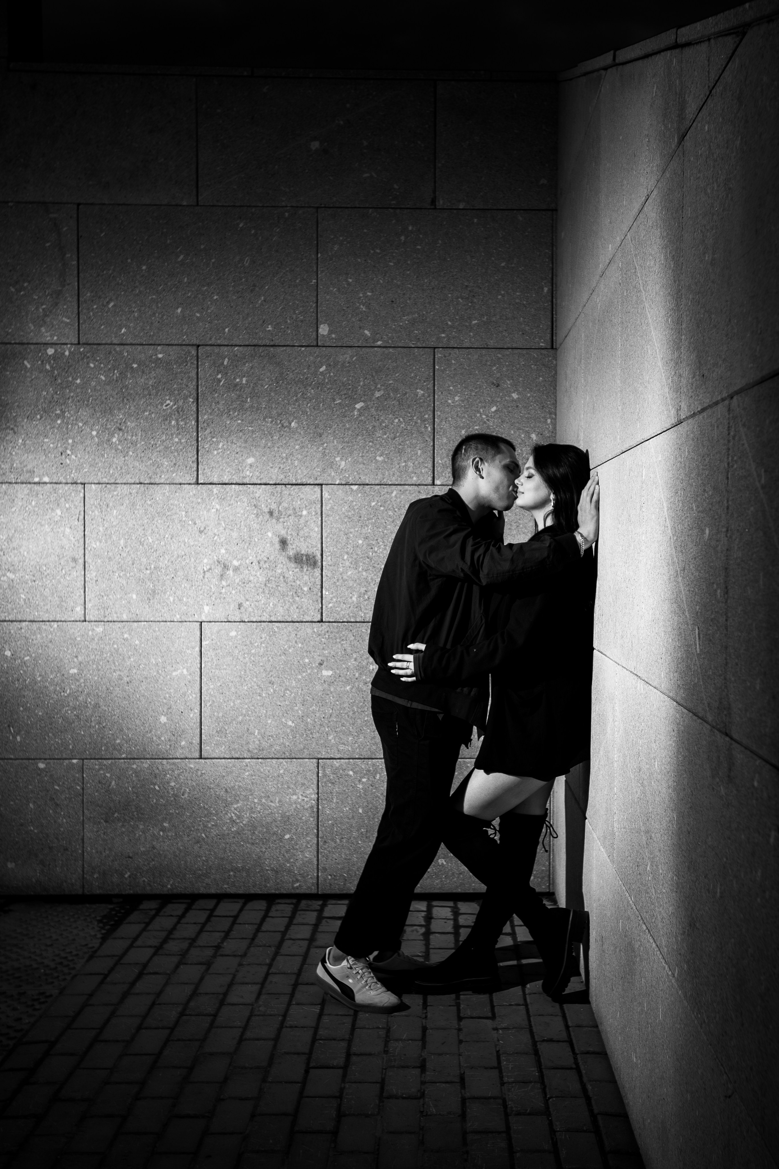 Прогулка по ночному городу. Свадебный фотограф Барнаул Алексей Павлов