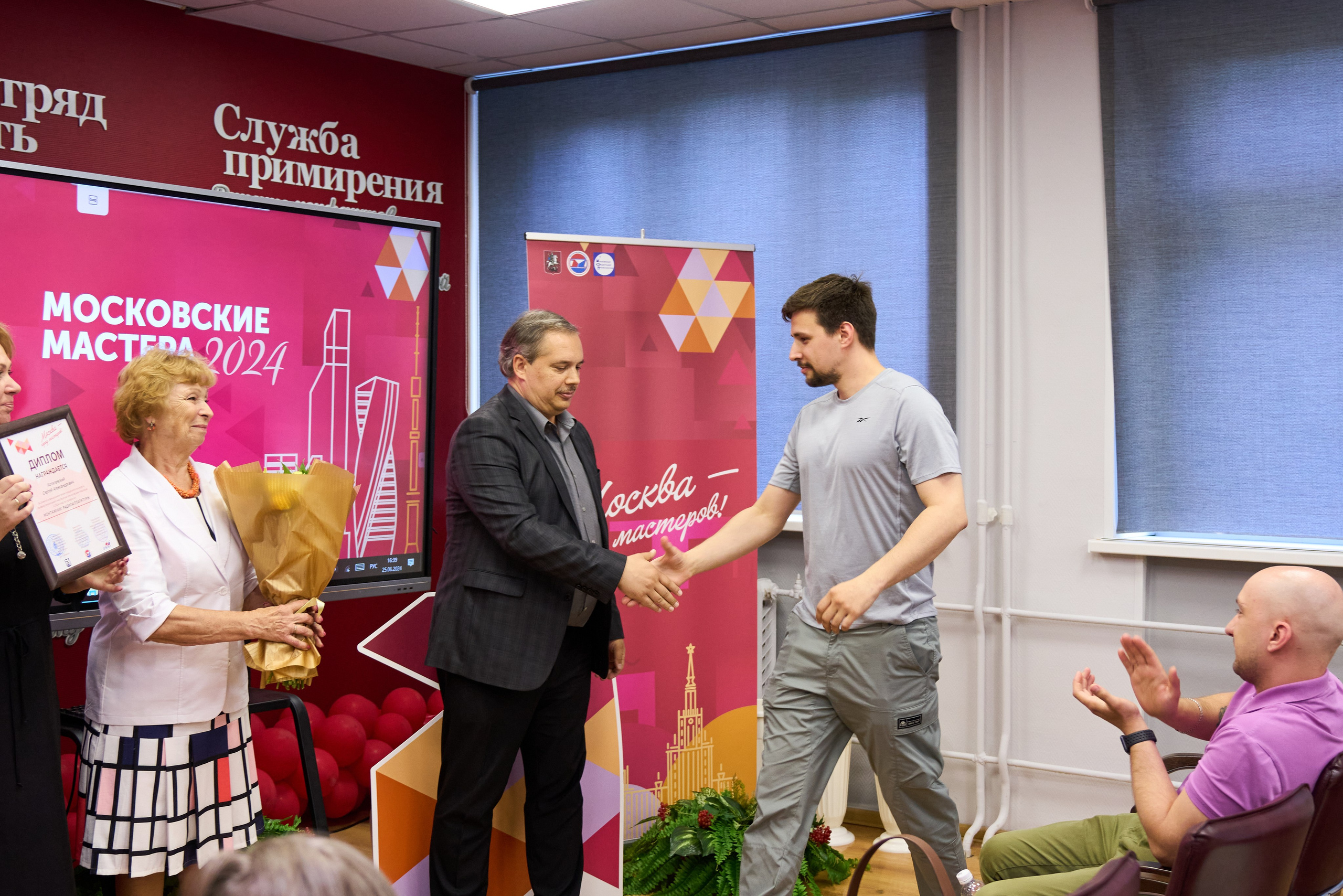 Радиомонтажники. Свадебный и репортажный фотограф в Москве Александр Кудрявцев