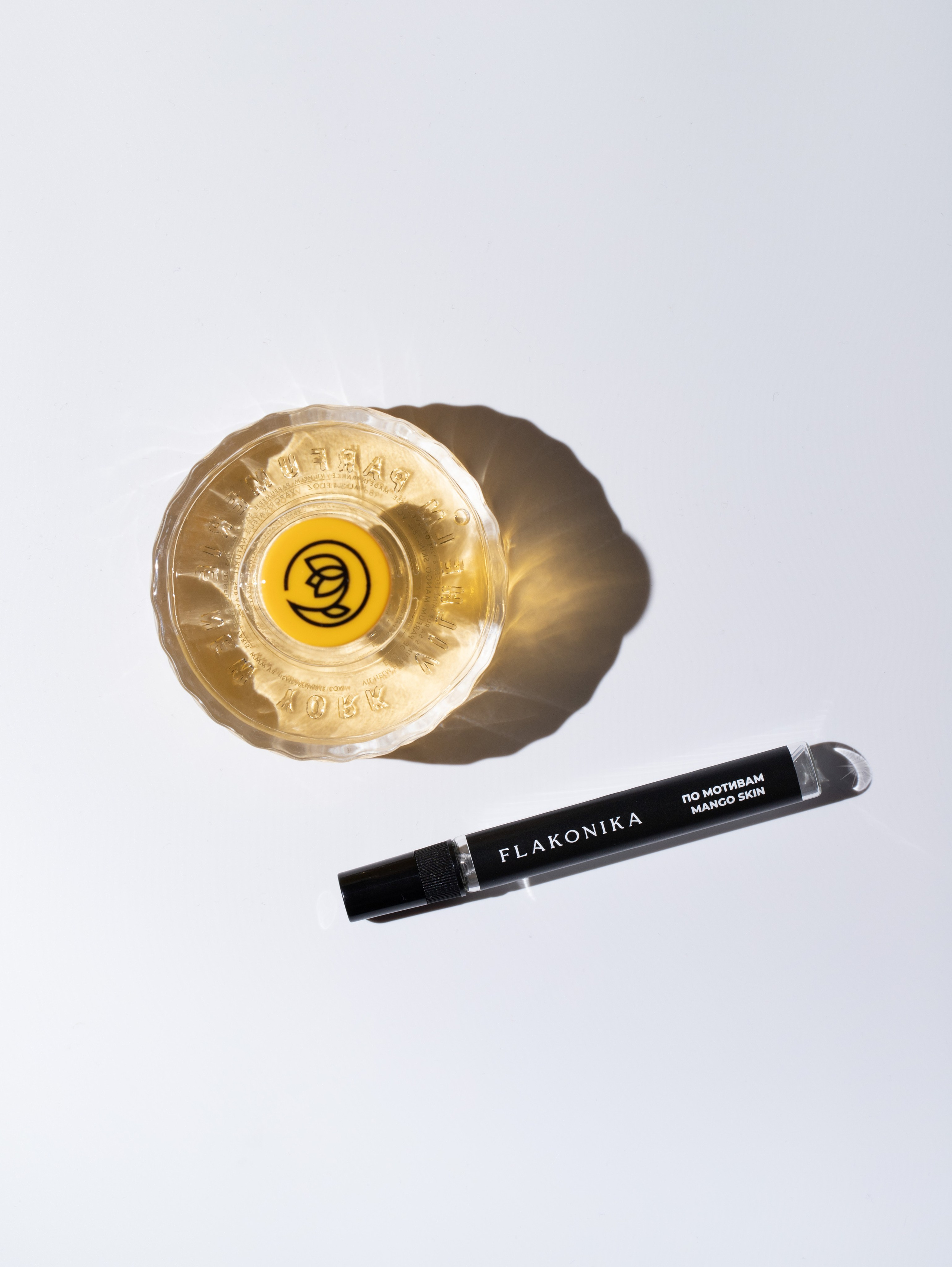 Духи. Предметная фотография