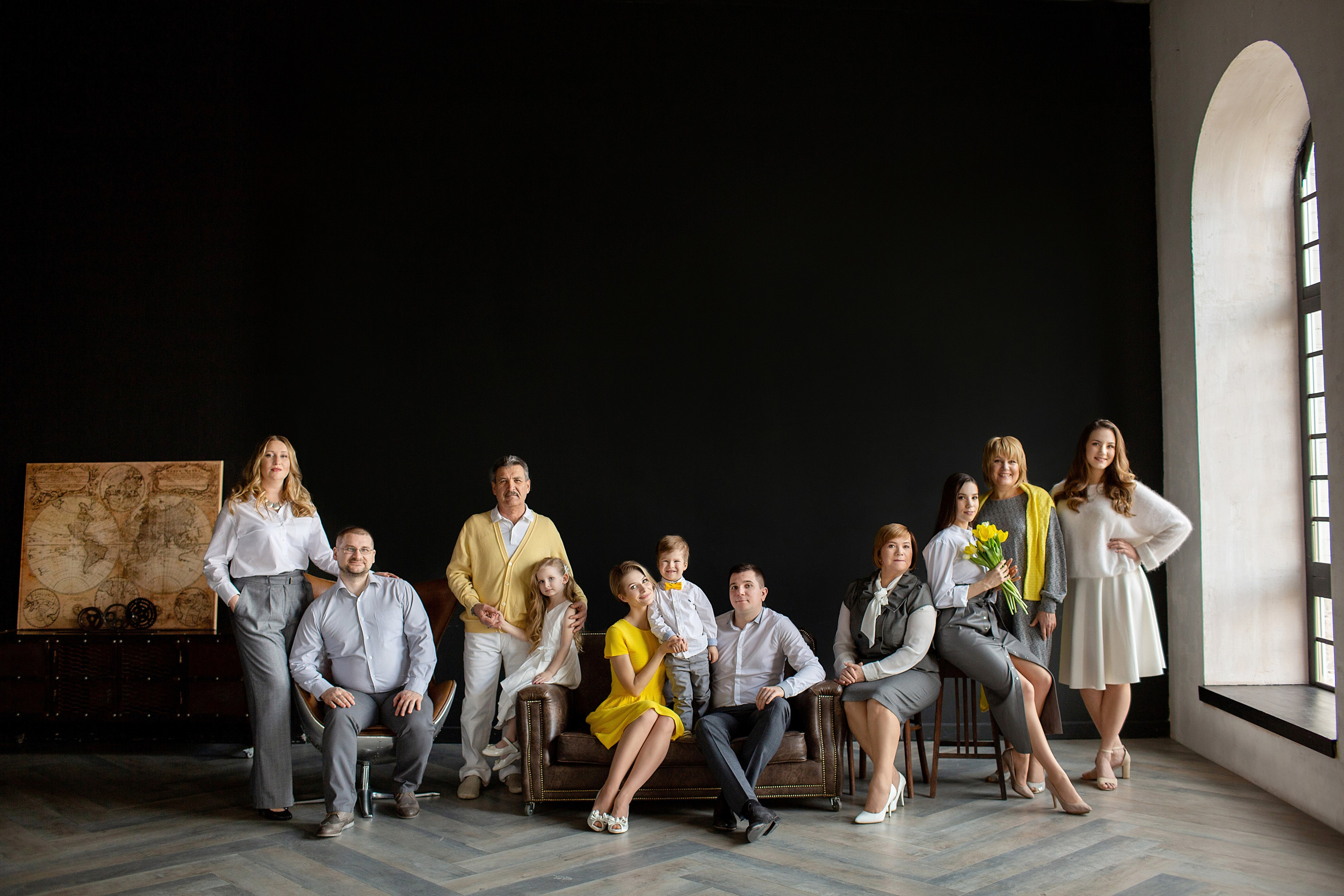 Семейная фотосессия в студии и дома Спб портфолио Насти Околот