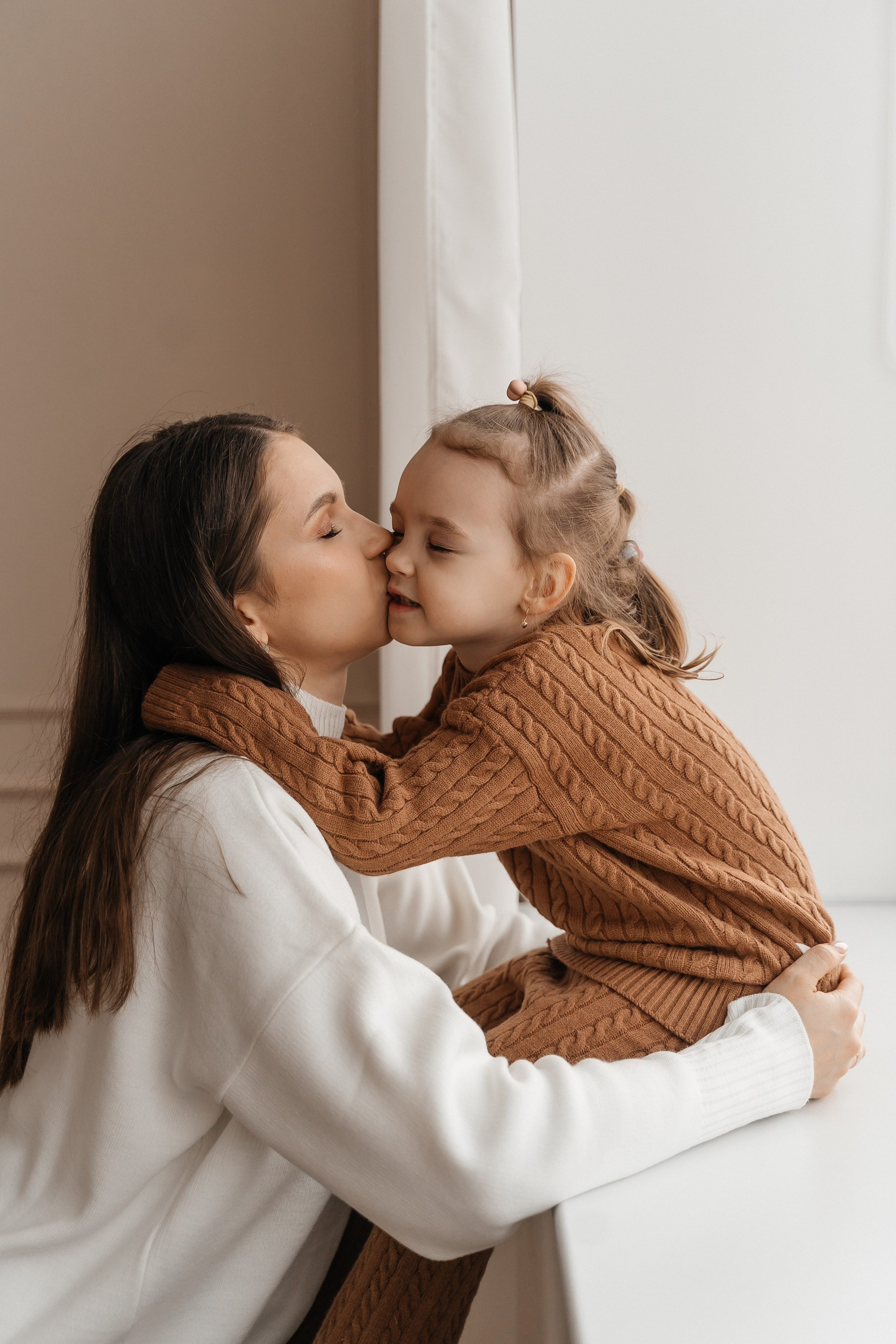 Сережа, Юля, Василиса и Дарина. Волик Мария