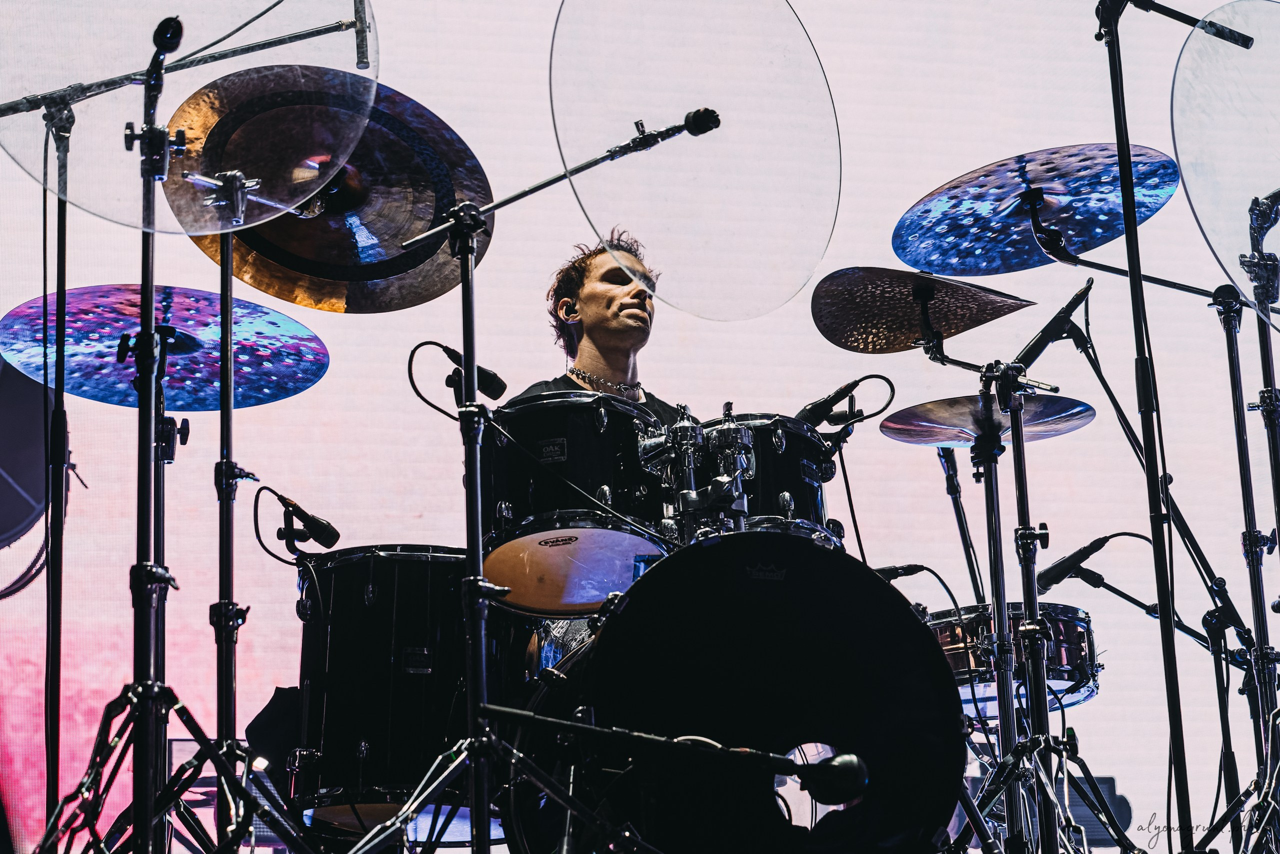 Ваня Дмитриенко, фоторепортаж СПб, A2, 23.10.2025. Алена Адрианова: фотограф в Санкт-Петербурге