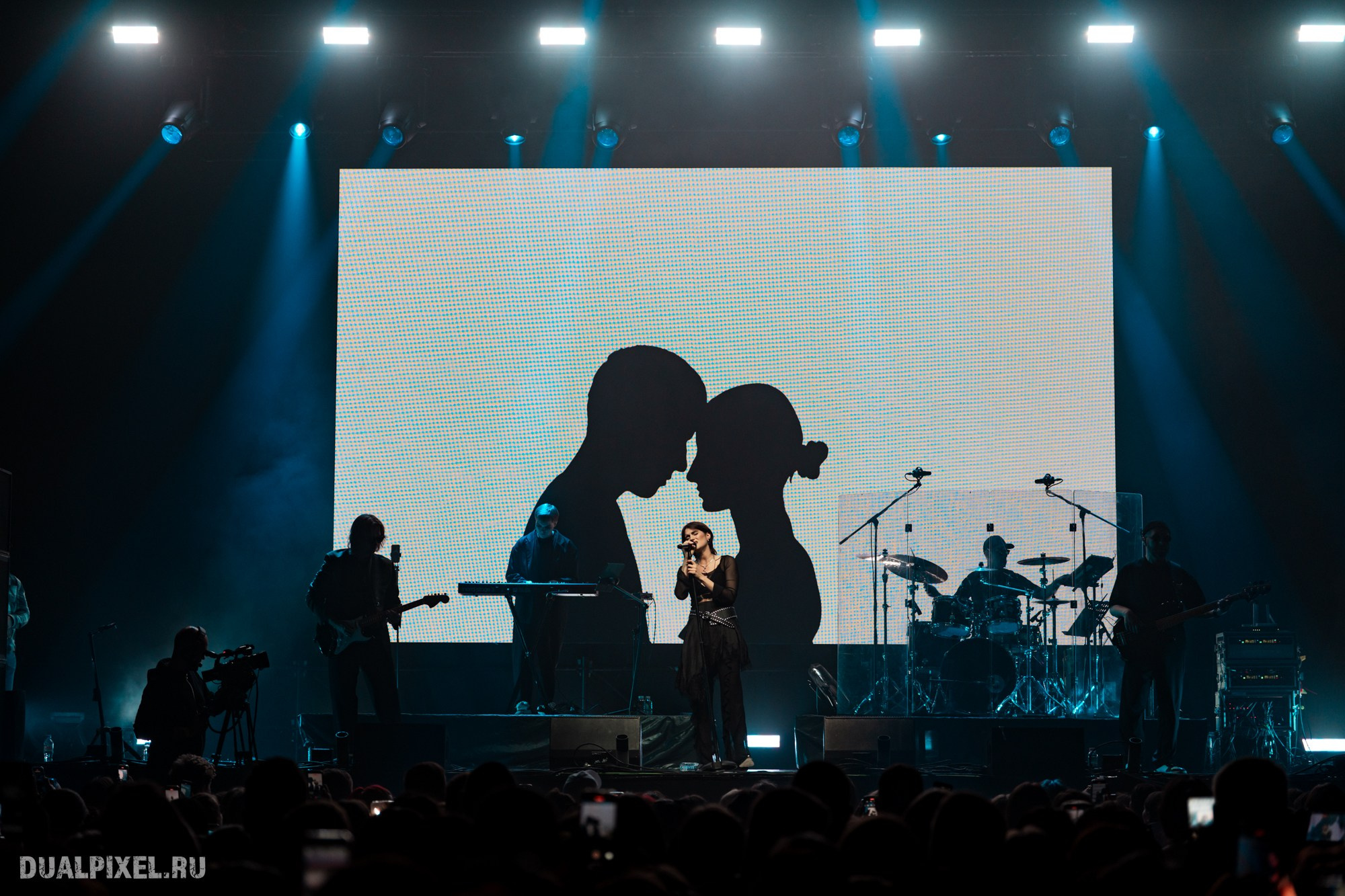 Mona. Магия музыки в кадре: Концертная Фотография