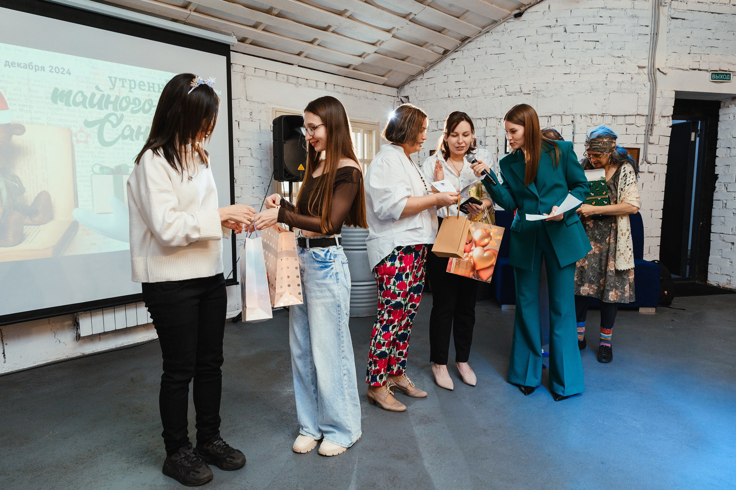 Новый год в клубе «Читалка». Свадебный и просто хороший фотограф в Челябинске