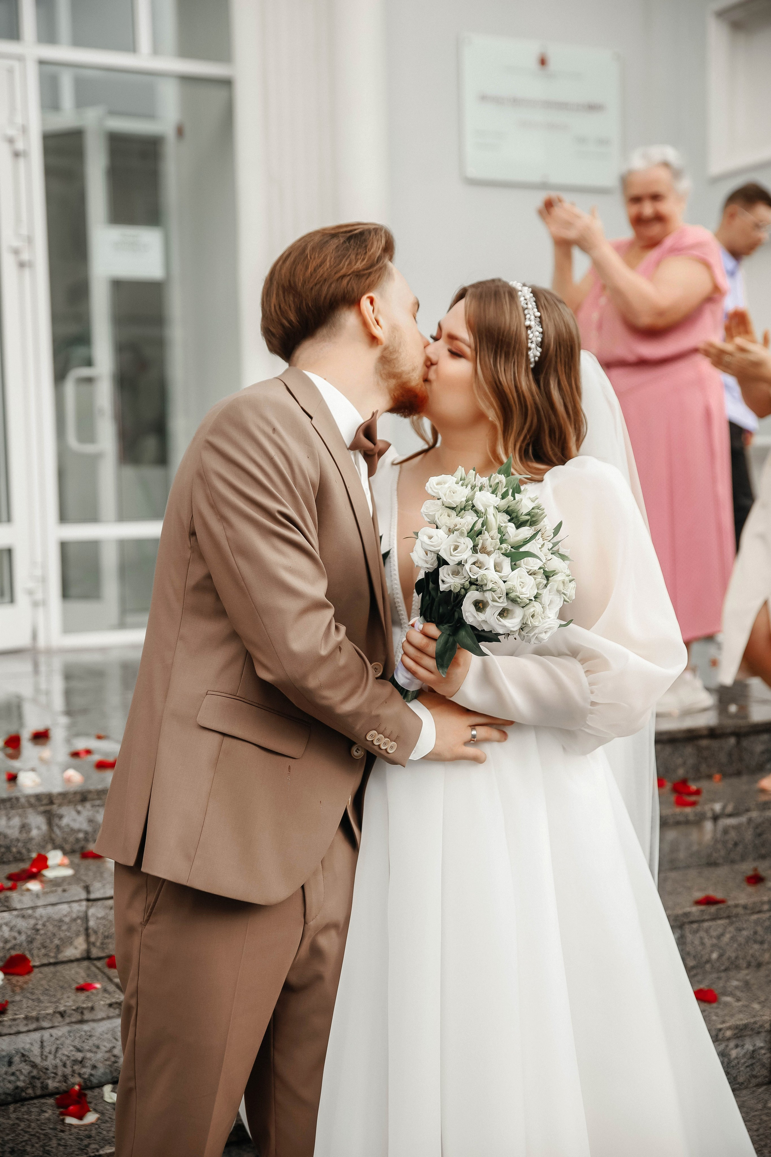 Свадебная фотосессия ВДНХ. Свадебный и семейный фотограф в Москве