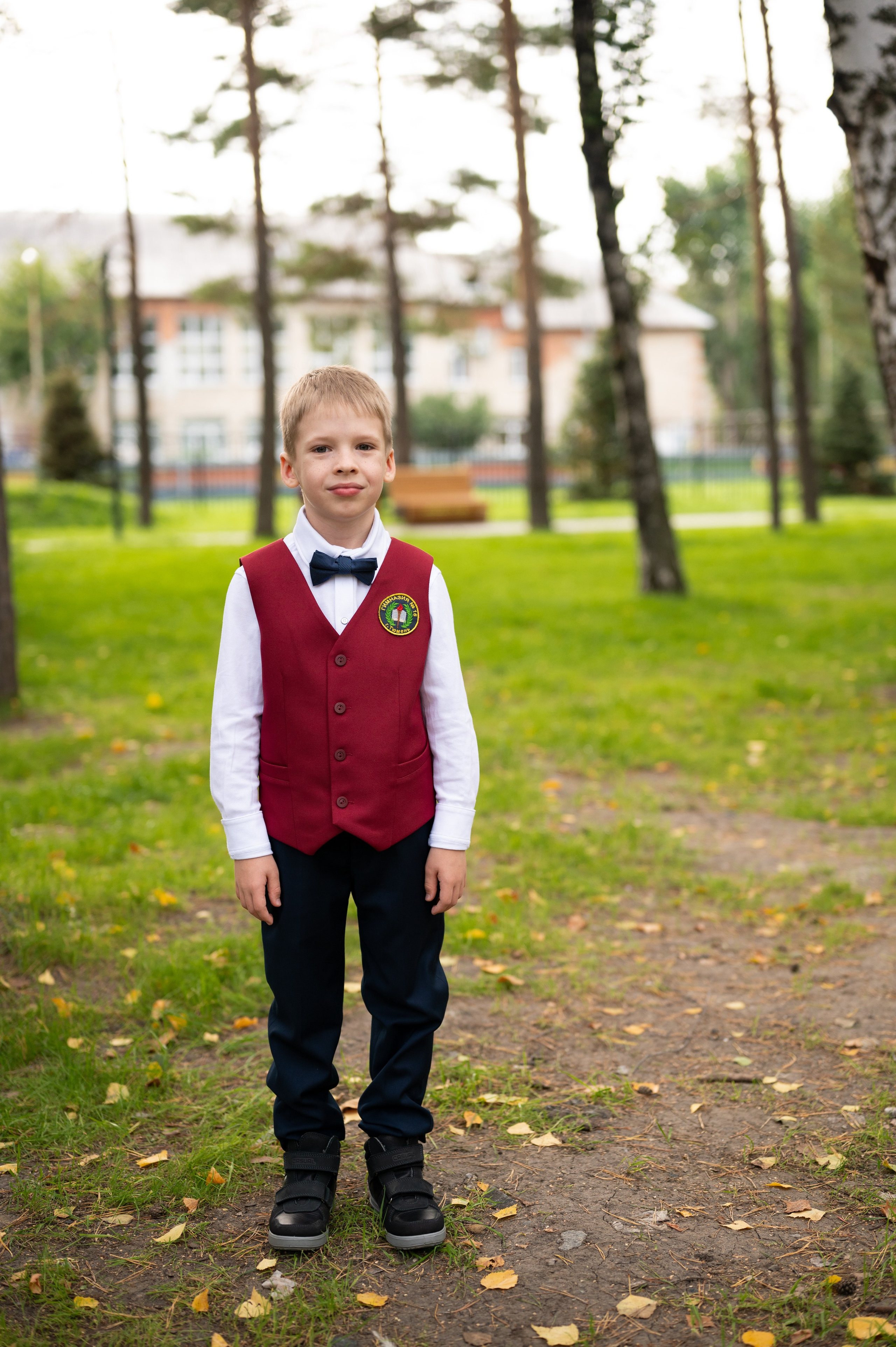 1 сентября 16 гимназия 2 класс (линейка + в классе+ на улице). Фотограф новорожденных, семейный детский в Тюмени Татьяна Морозова