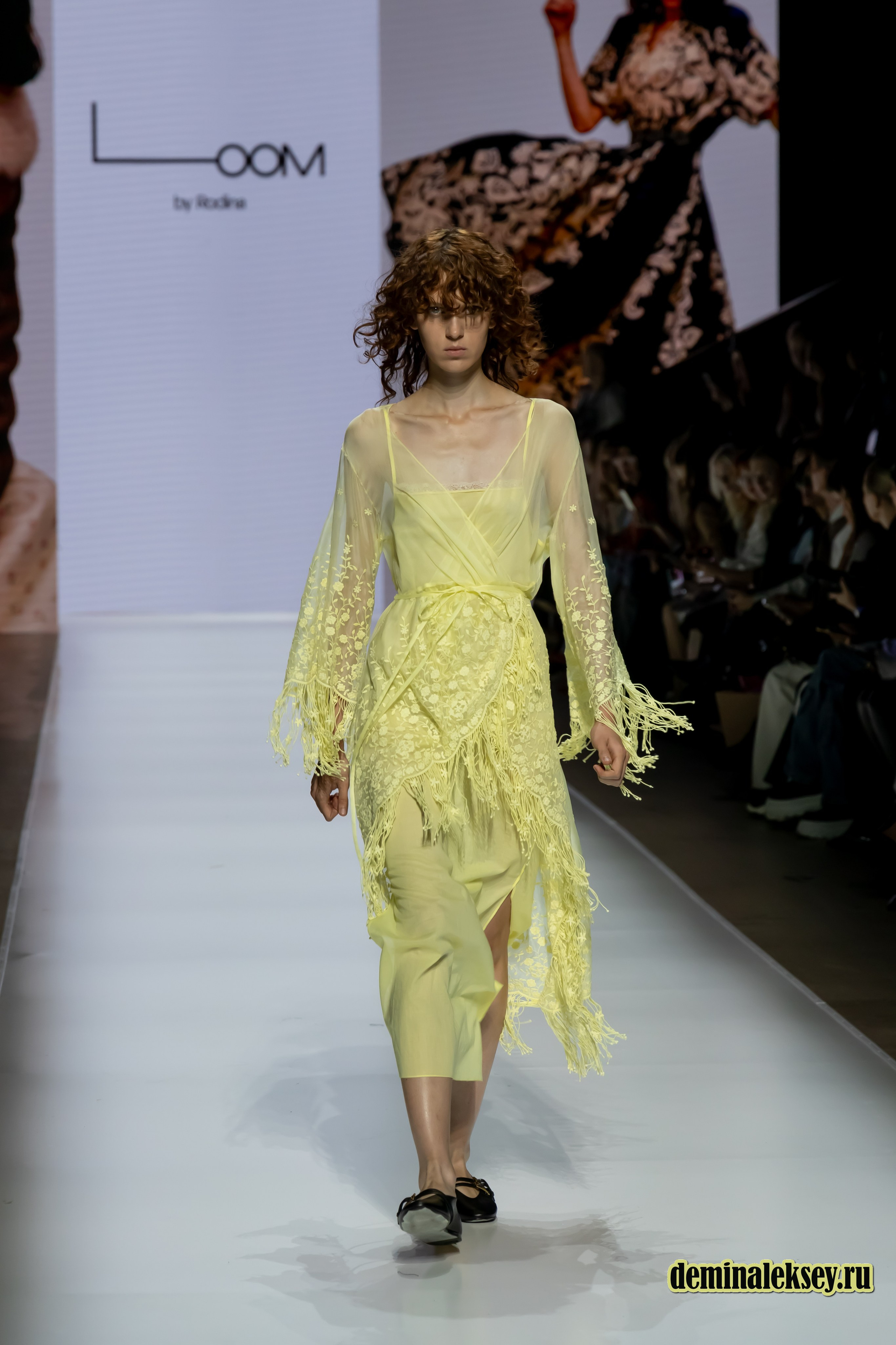 Московская неделя моды 2024 4 октября дизайнер Loom by Rodina. Репортажный, семейный и студийный фотограф в Москве Демин Алексей
