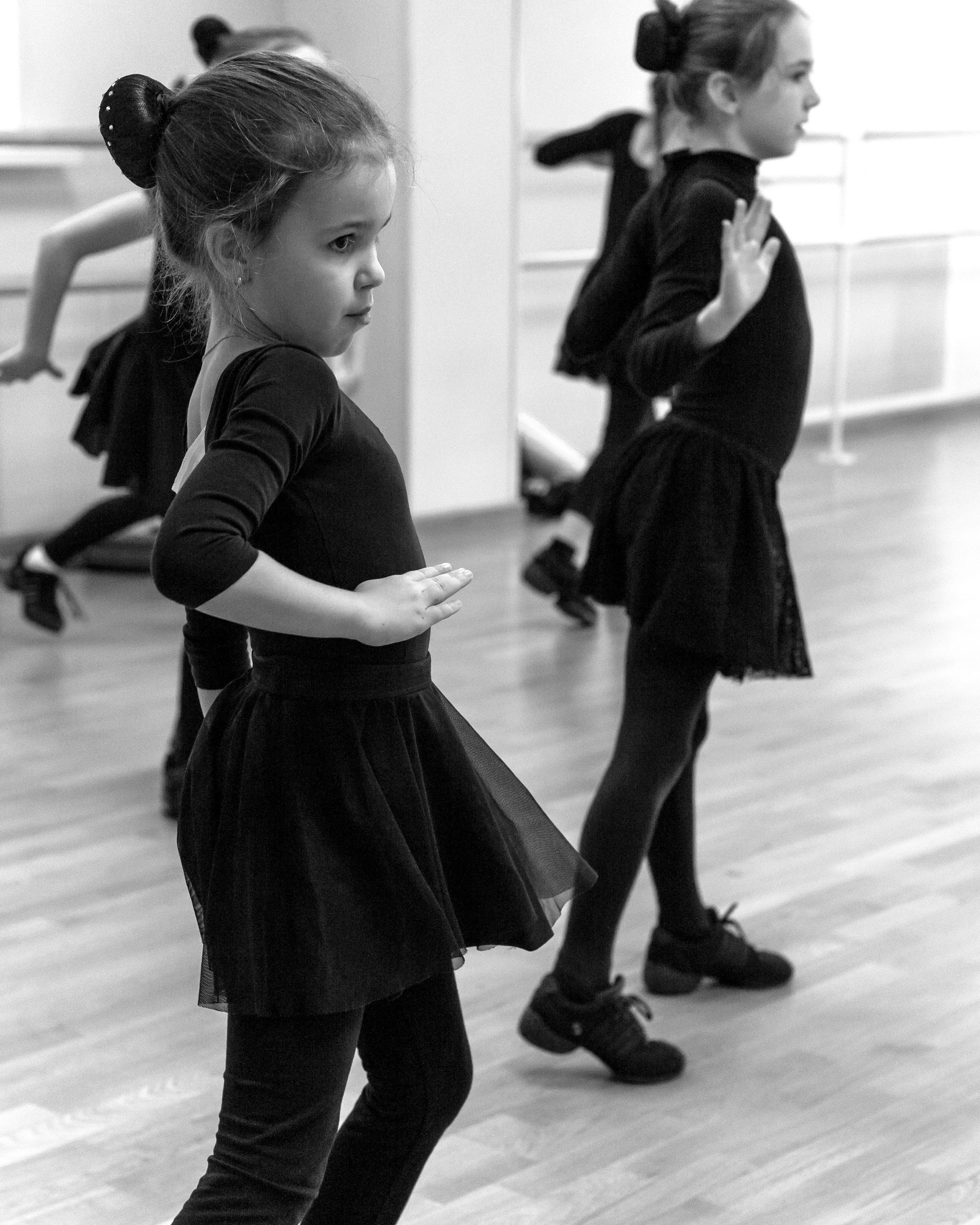 Танцевальные занятия младшая группа. Театр на льду «Алеко». Репортажный фотограф в Москве