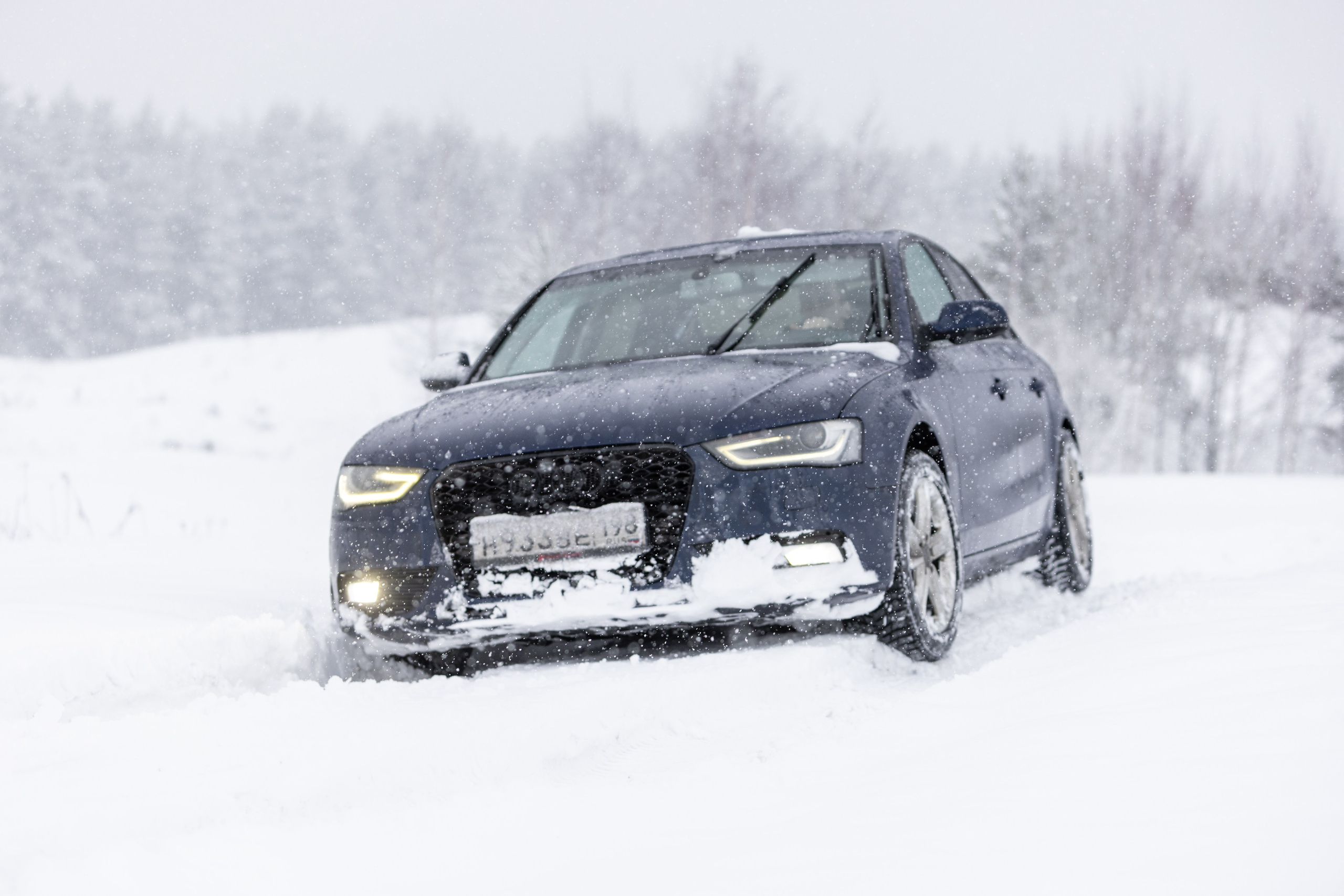 Зимние покатушки. Автомобильная фотография в Санкт-Петербурге