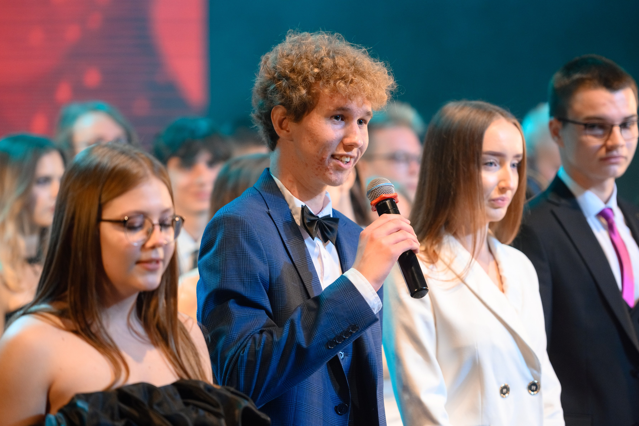 Выпускной в школе. Промышленный фотограф в Перми и Екатеринбурге Сергей Петровых