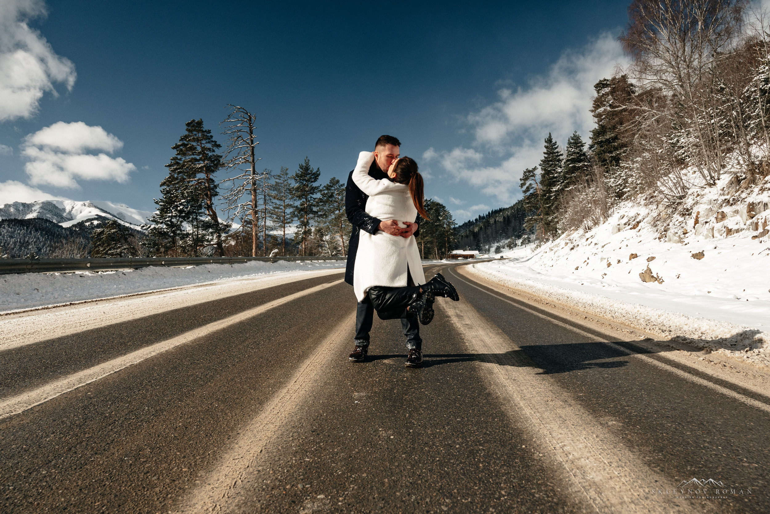 Love-story в городе. Свадебный и travel фотограф в Волгограде, Сочи, Домбае, Европе