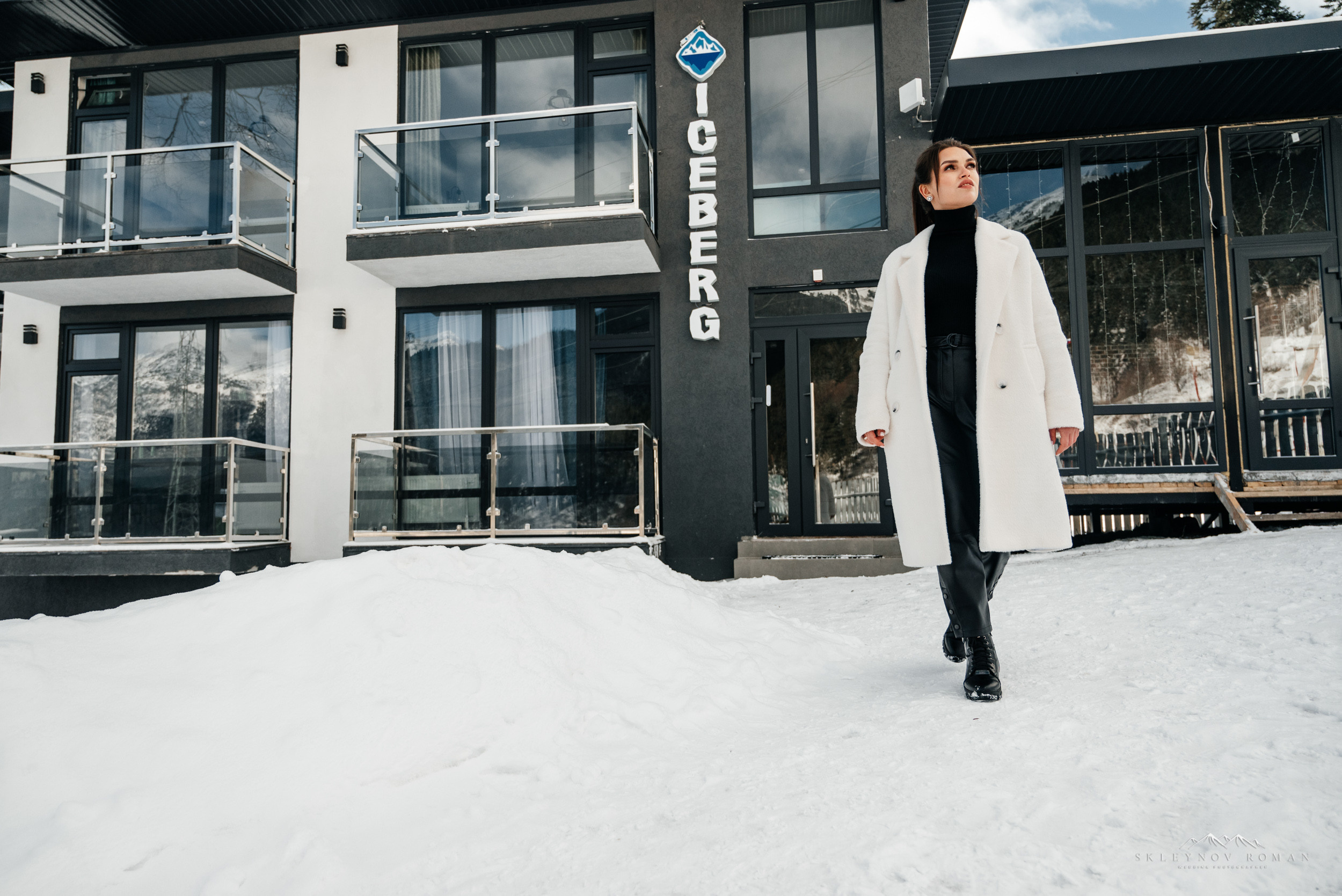 Love-story в городе. Свадебный и travel фотограф в Волгограде, Сочи, Домбае, Европе