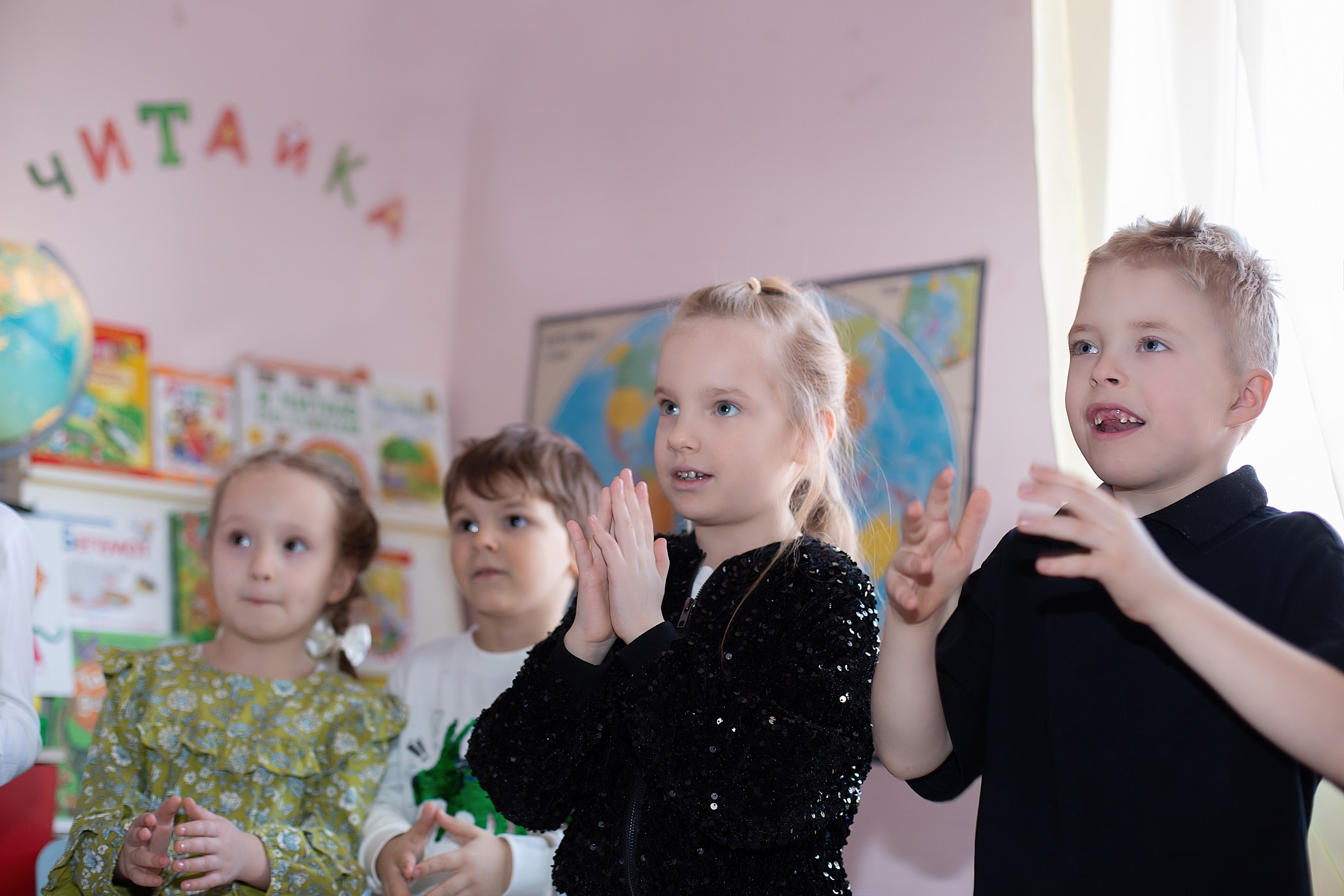 Выпускной фотоальбом 2025. Семейный фотограф в Санкт-Петербурге