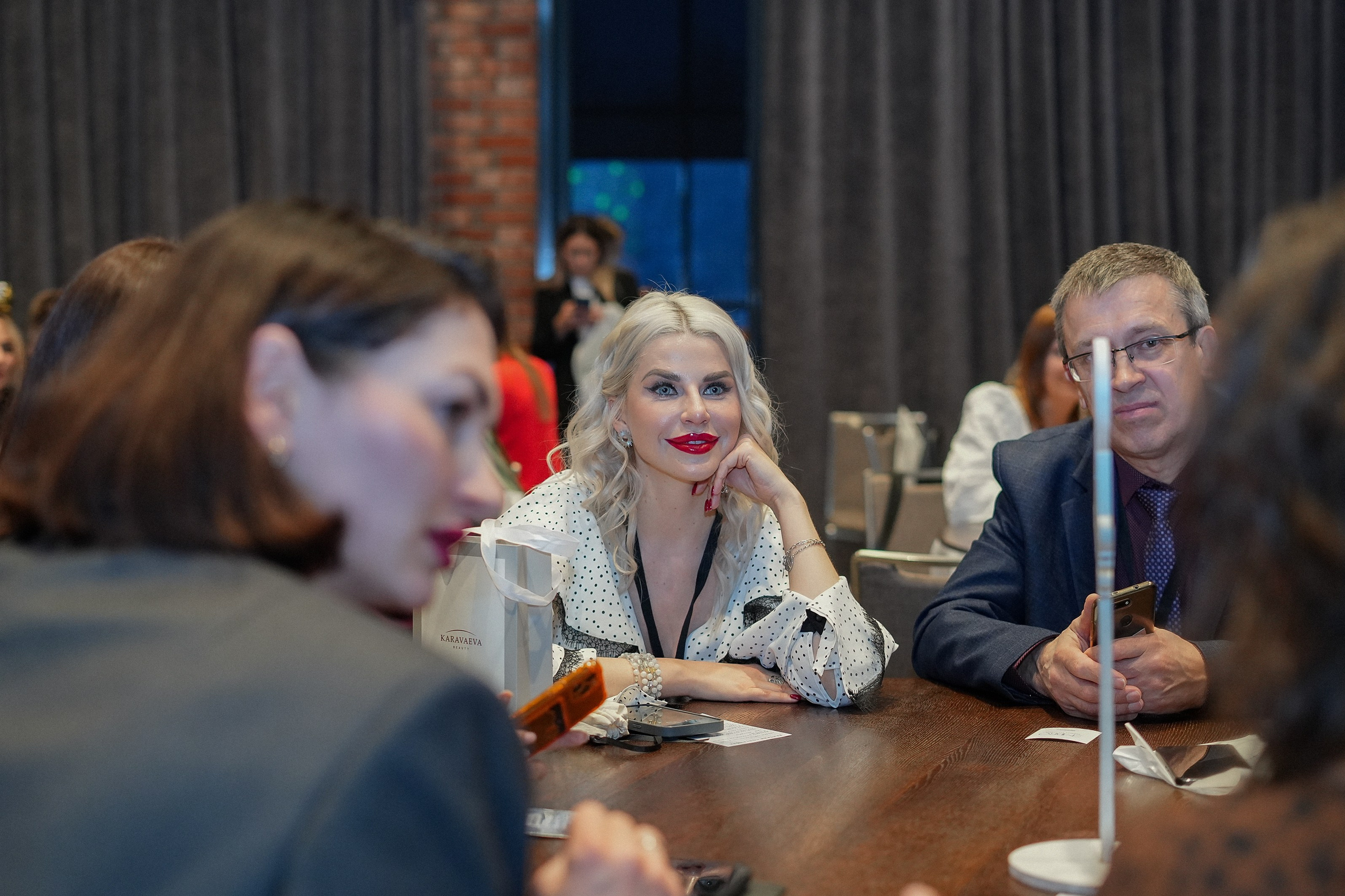 Нетворкинг 200 человек. Фотограф Волгоград Анастасия Ли