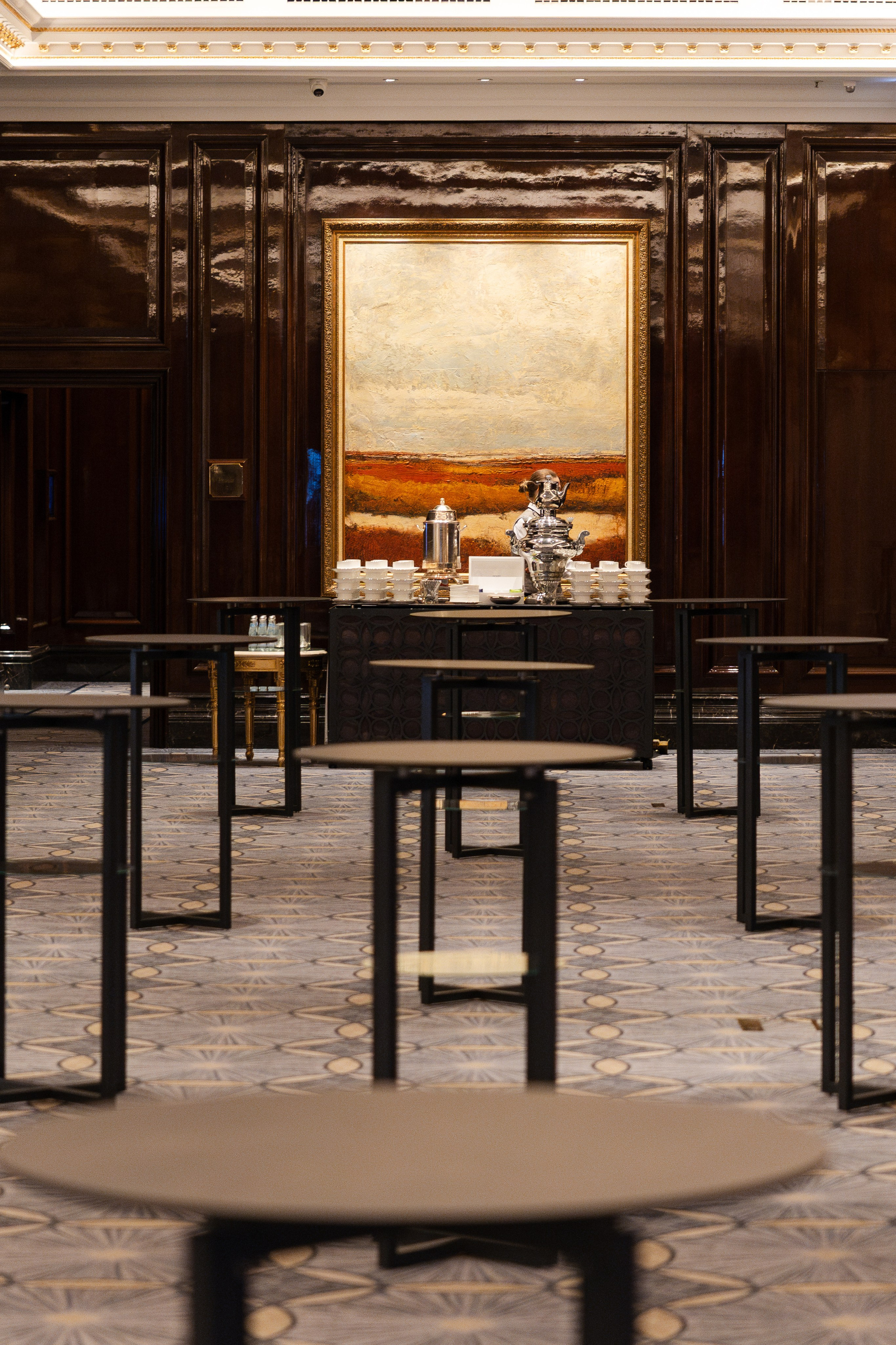 RIAC 2025. Свадебный репортажный фотограф в Москве