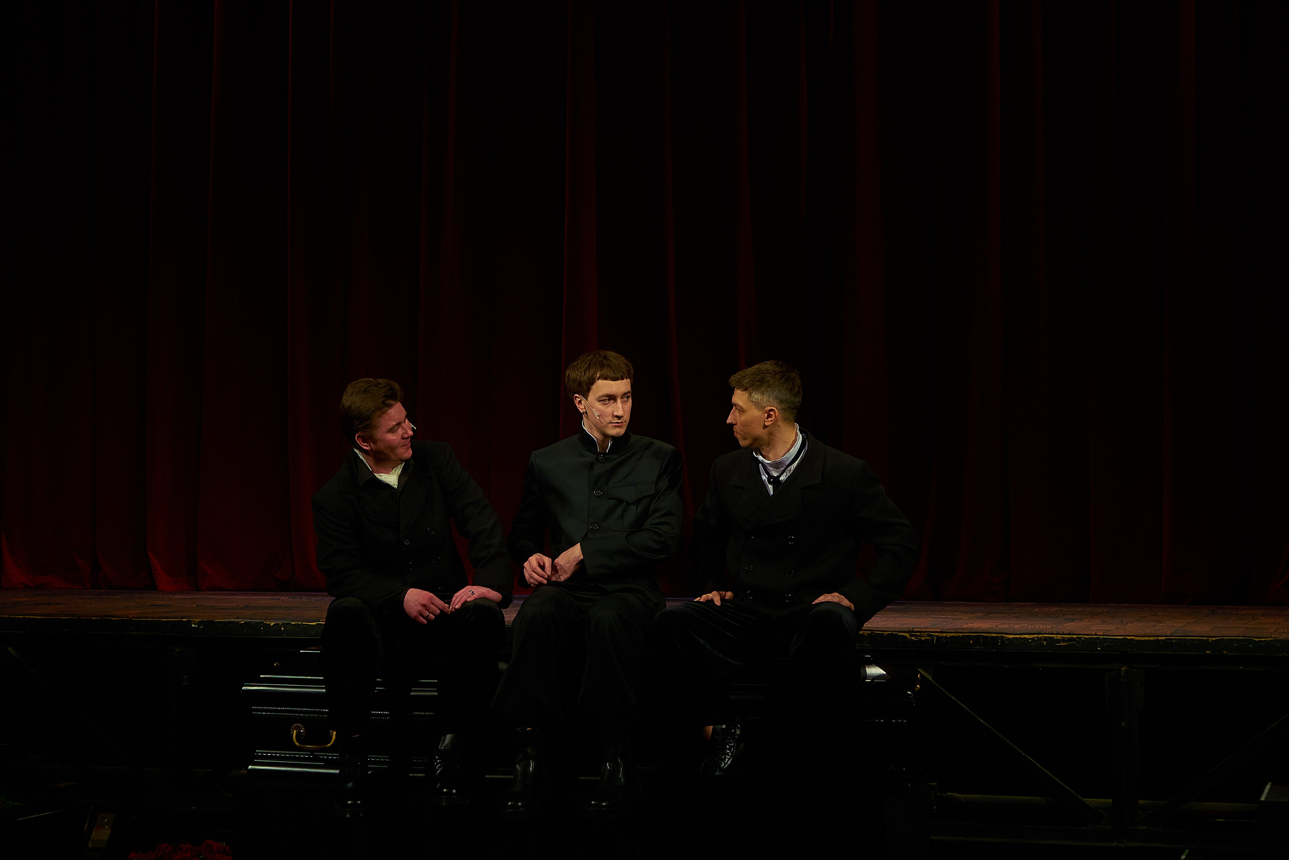 «Быть или не быть» Закулисье Театра Наций. Wish Films — Фото и видео для брендов и личных проектов | Фотограф и видеограф