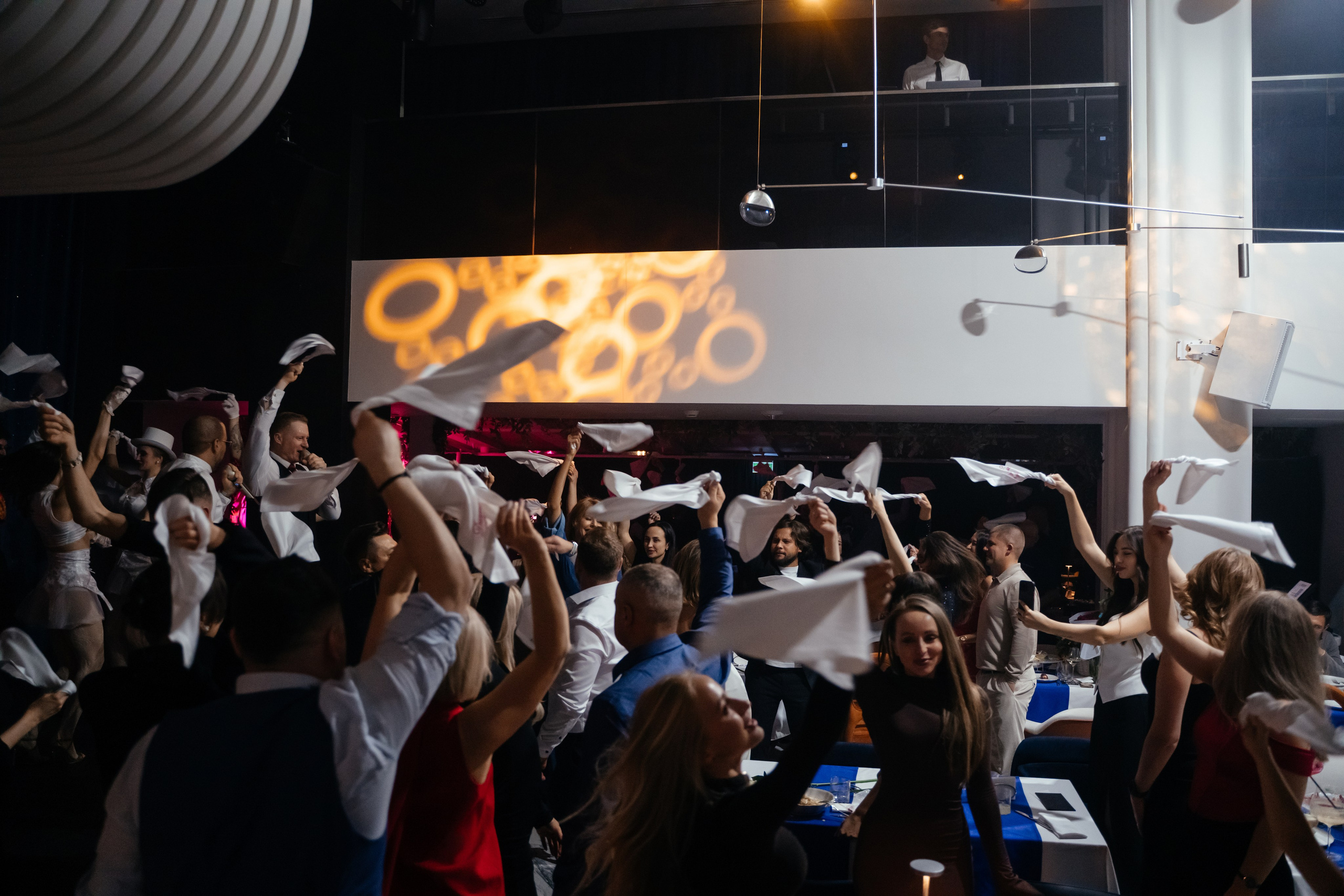 8 марта (суббота). BENUAR Restaurant