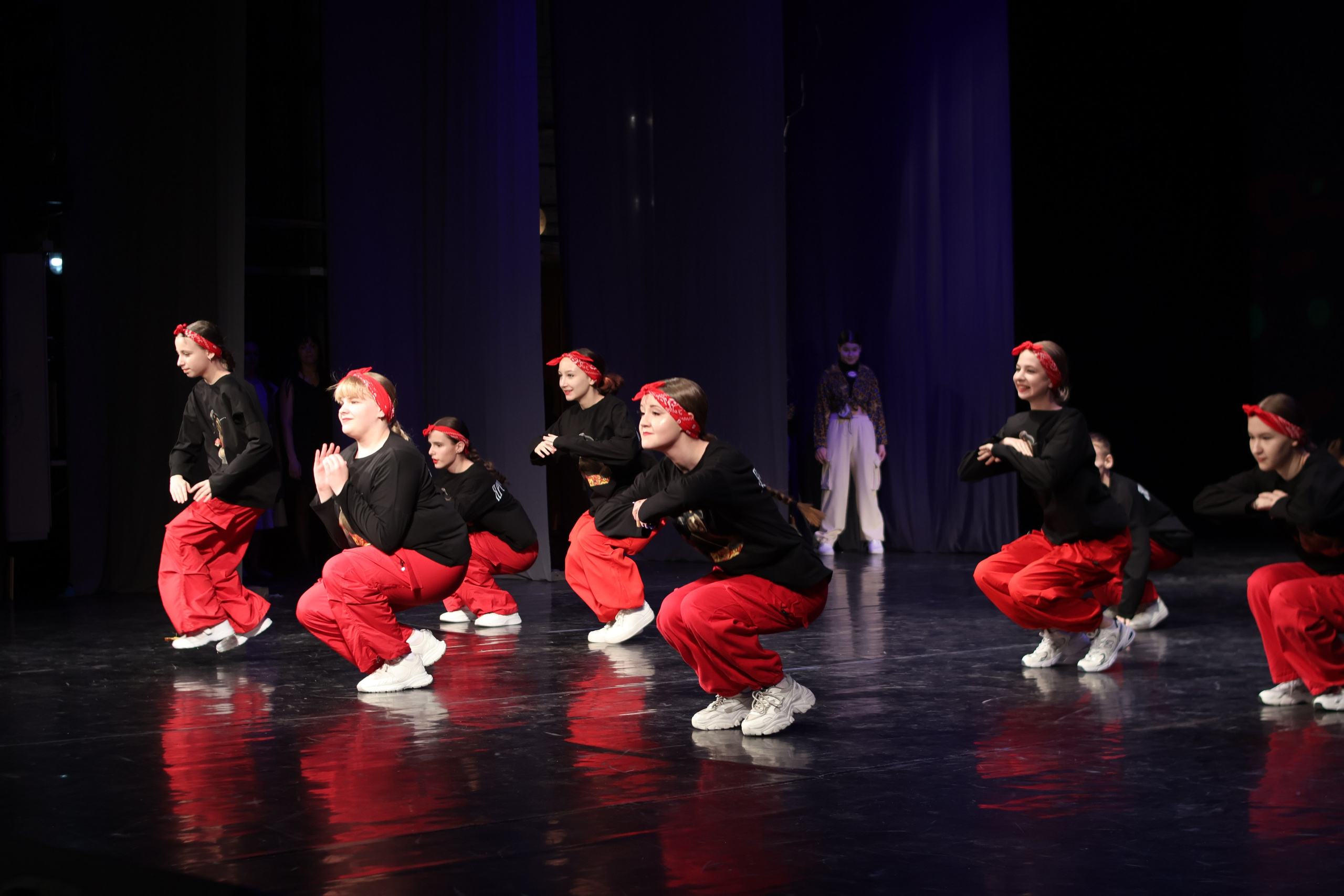 13 апреля, г. Томск. Золотое яблочко