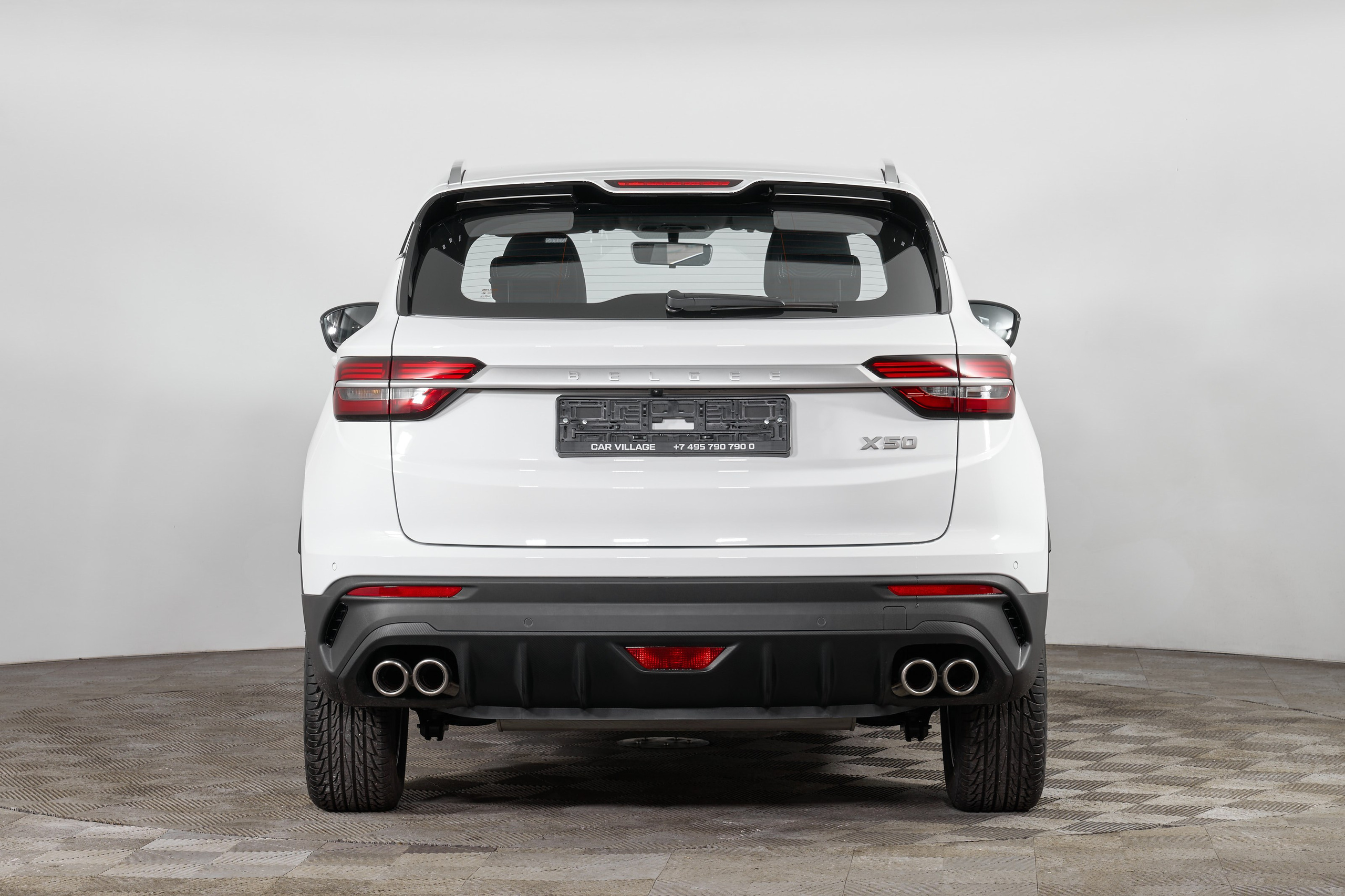 Belgee X50. Фотограф Николай Прокофьев модельные тесты в Москве