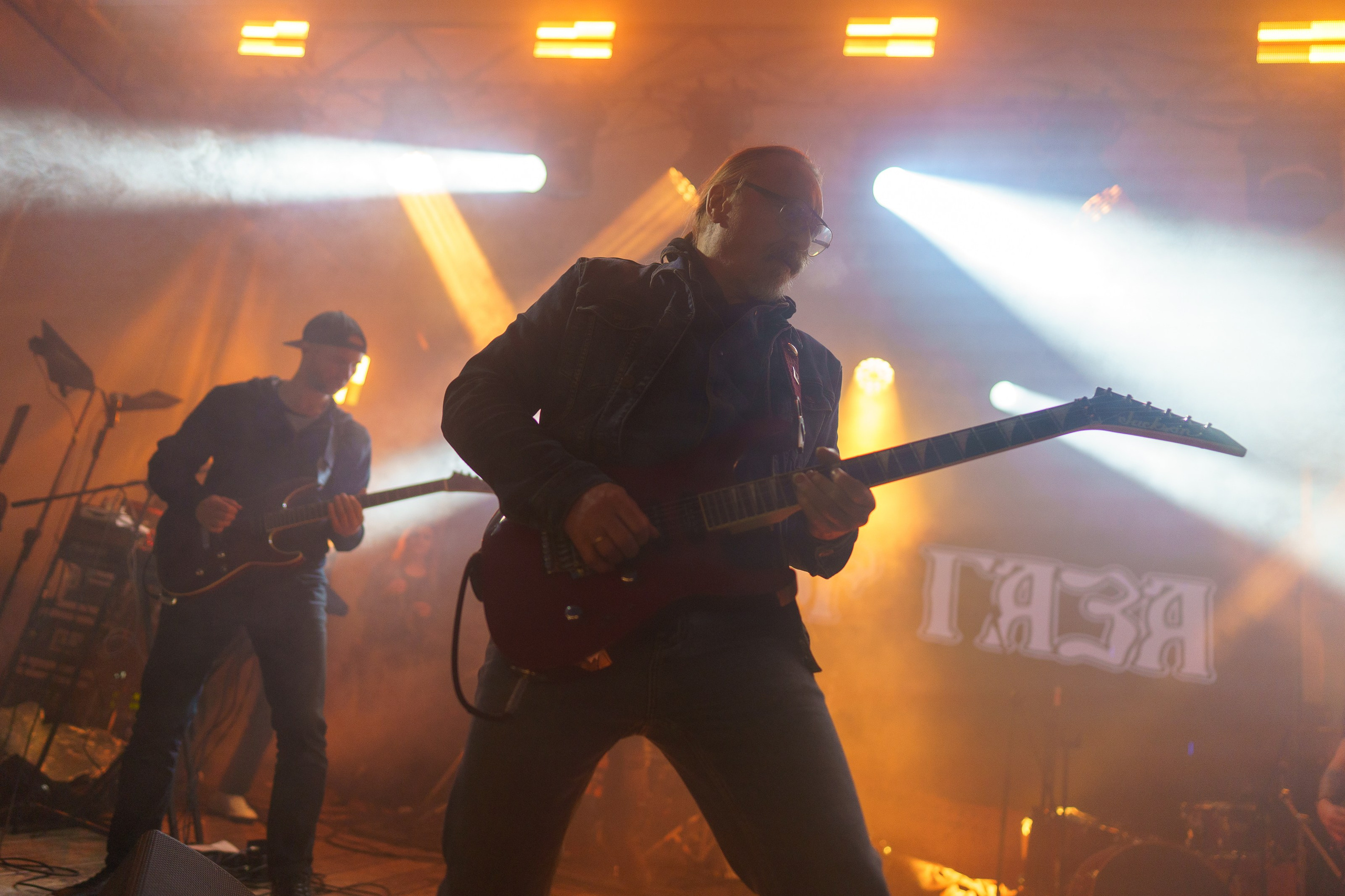 Фотоотчет с главного панк-рок фестиваля страны Anti-Party 2025. Фотограф Николай Прокофьев модельные тесты в Москве