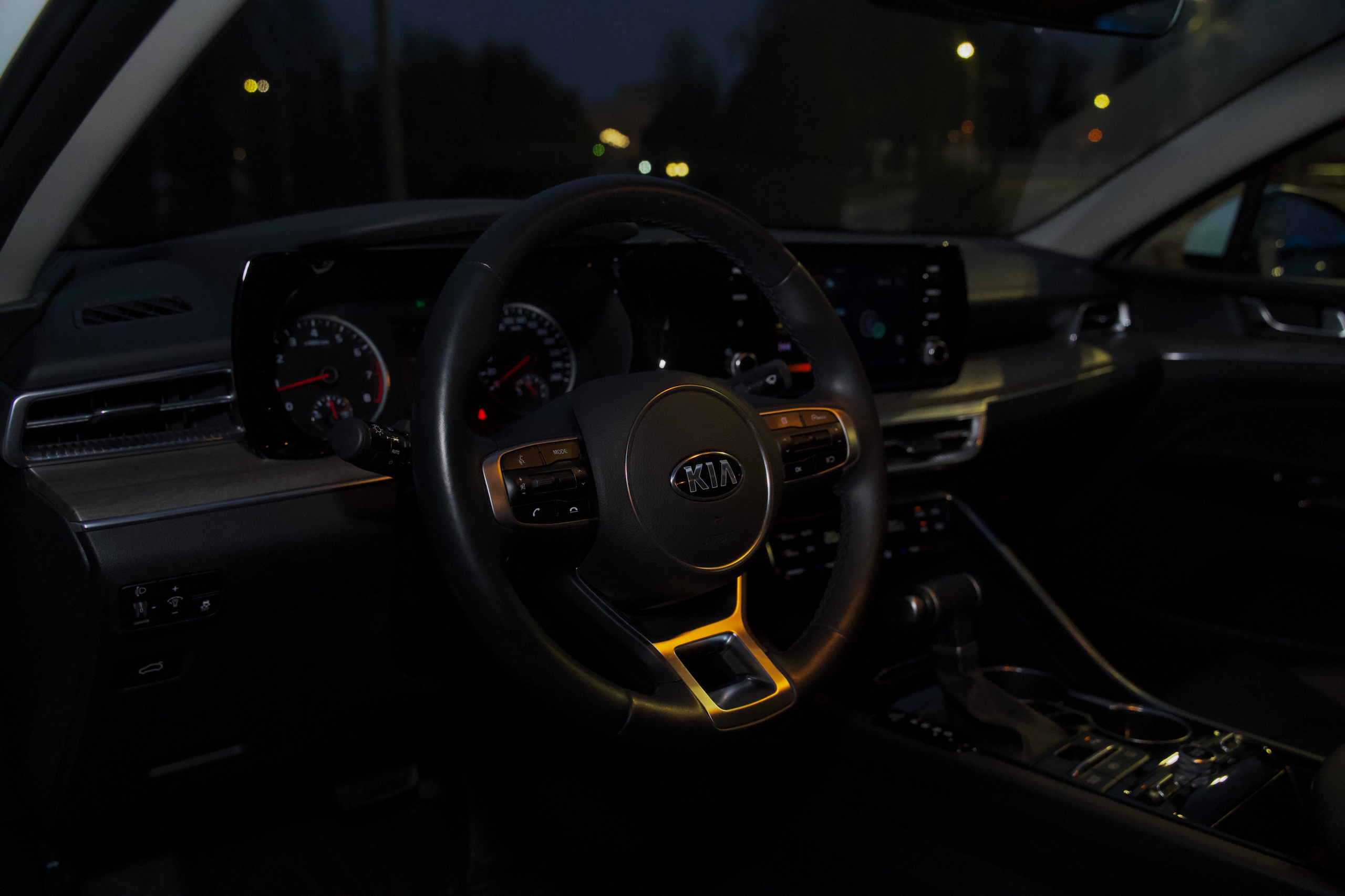 АВТО НА ПРОДАЖУ. Разноплановый фотограф из Москвы/Твери