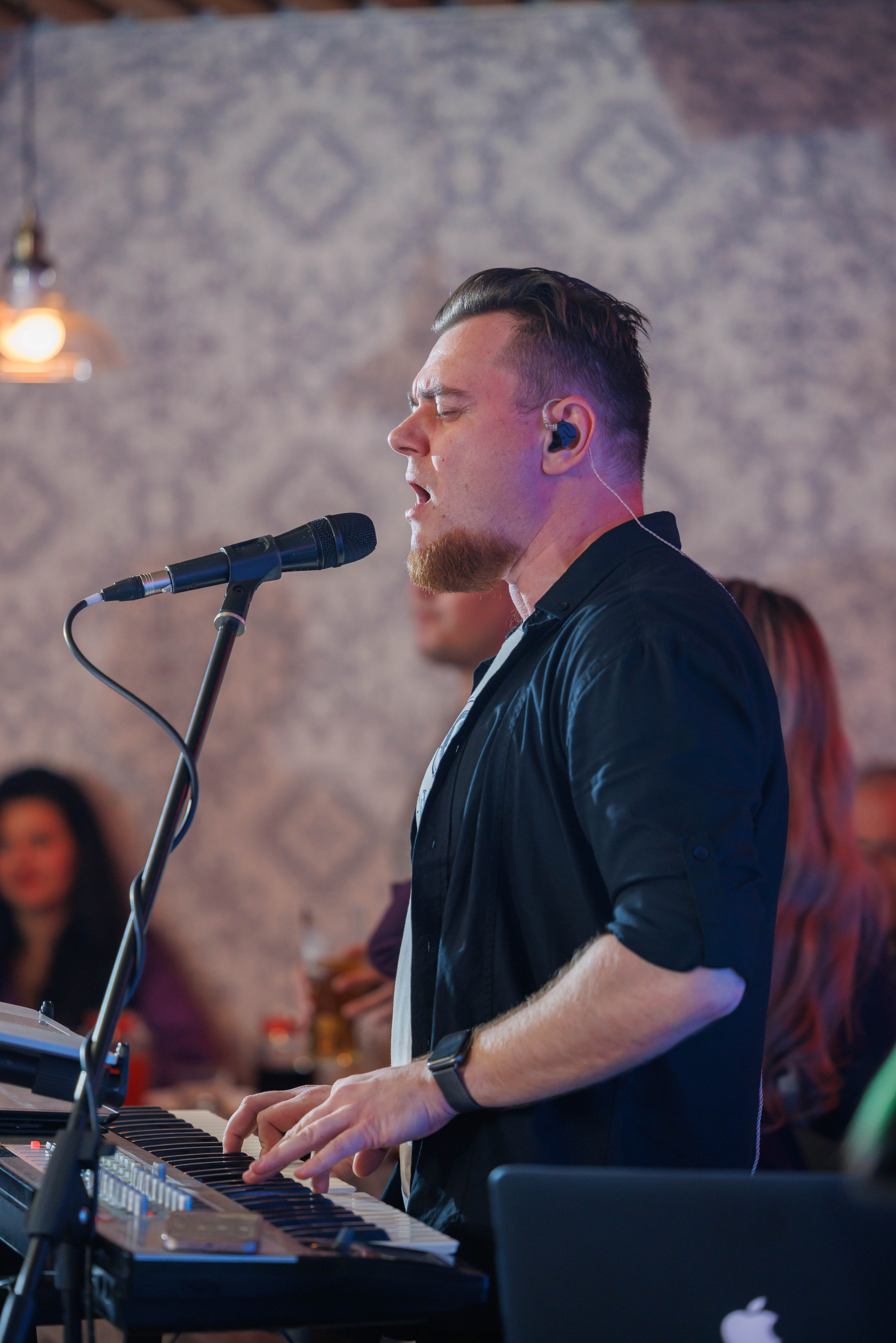 День рождения Red Bar. Ваши Истории. Фотограф/видеограф. Абакан