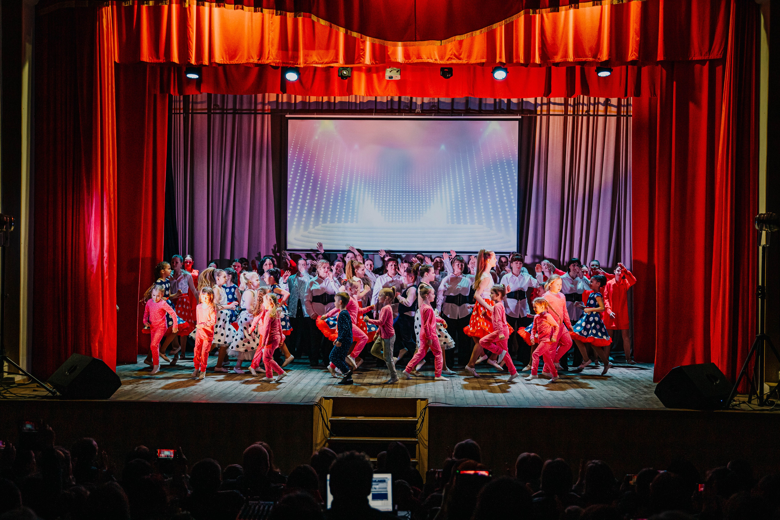 Отчетный концерт хореографического коллектива Пульс!. Фотограф Дарья Маташкова