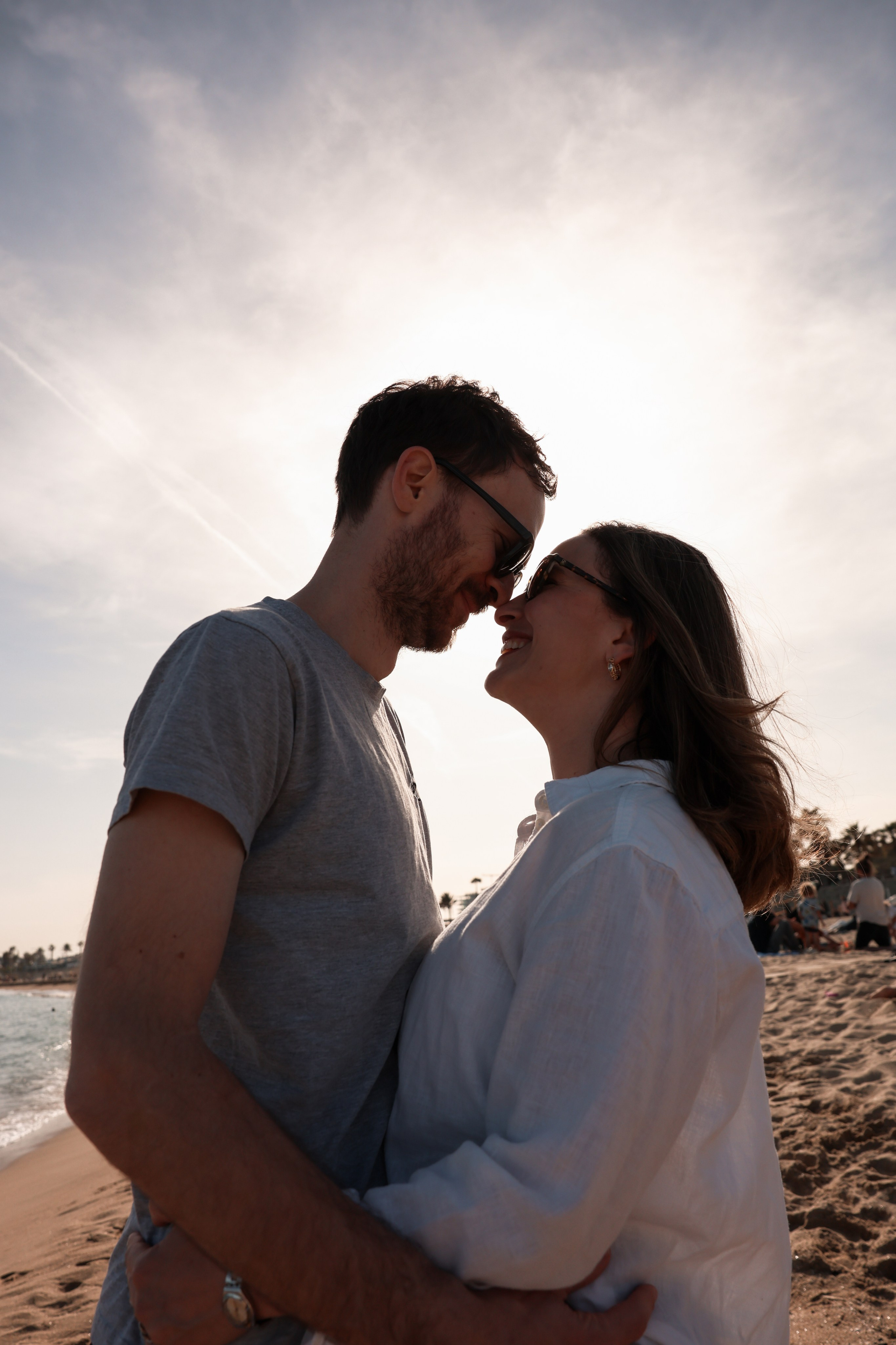 Family pizza at the sea. Natalia Zhuravleva|family, newborn, maternity photographer in Barcelona