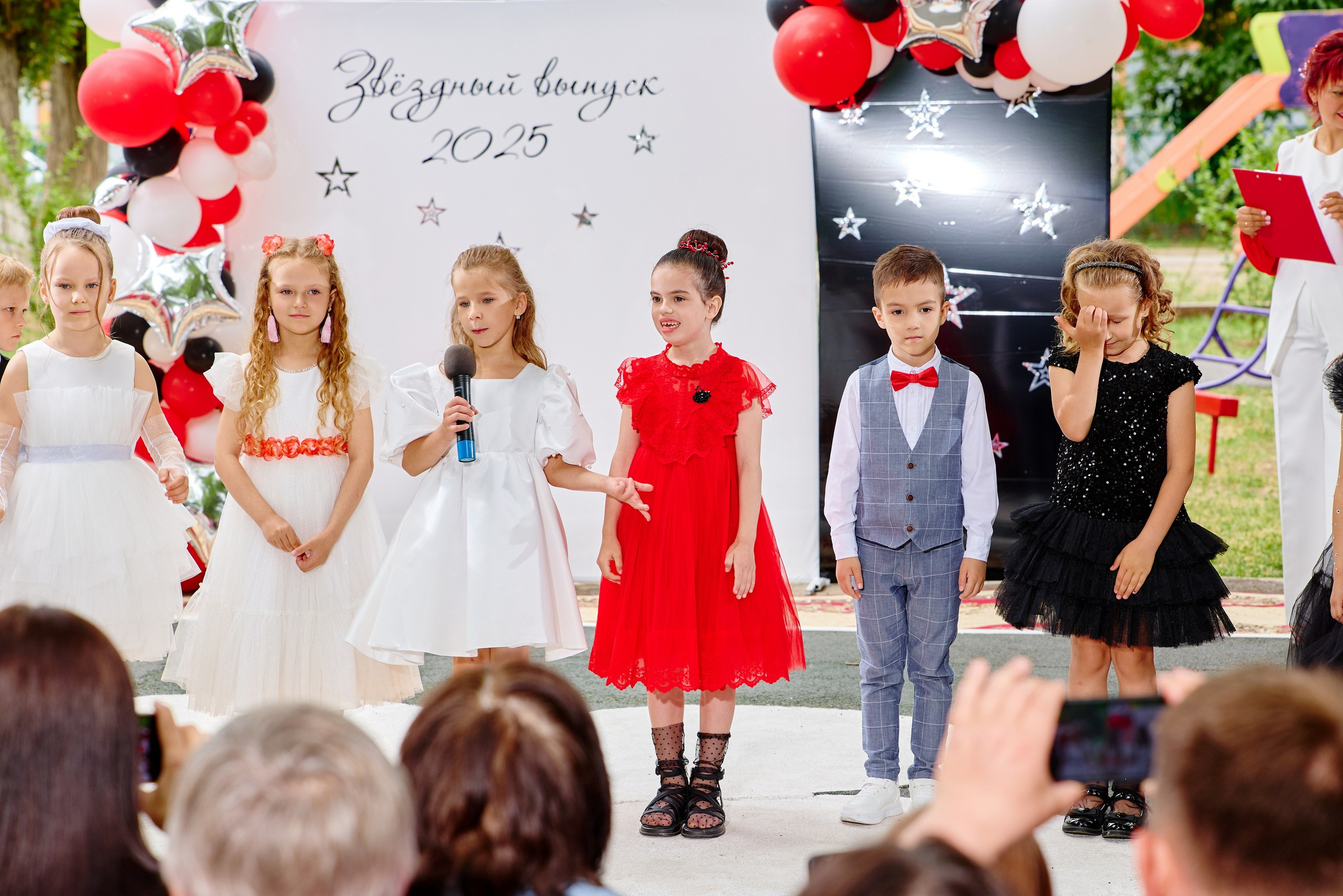 Выпускной 45 сад. Фотограф Выпускные альбомы Таганрог Сергей Коробченко