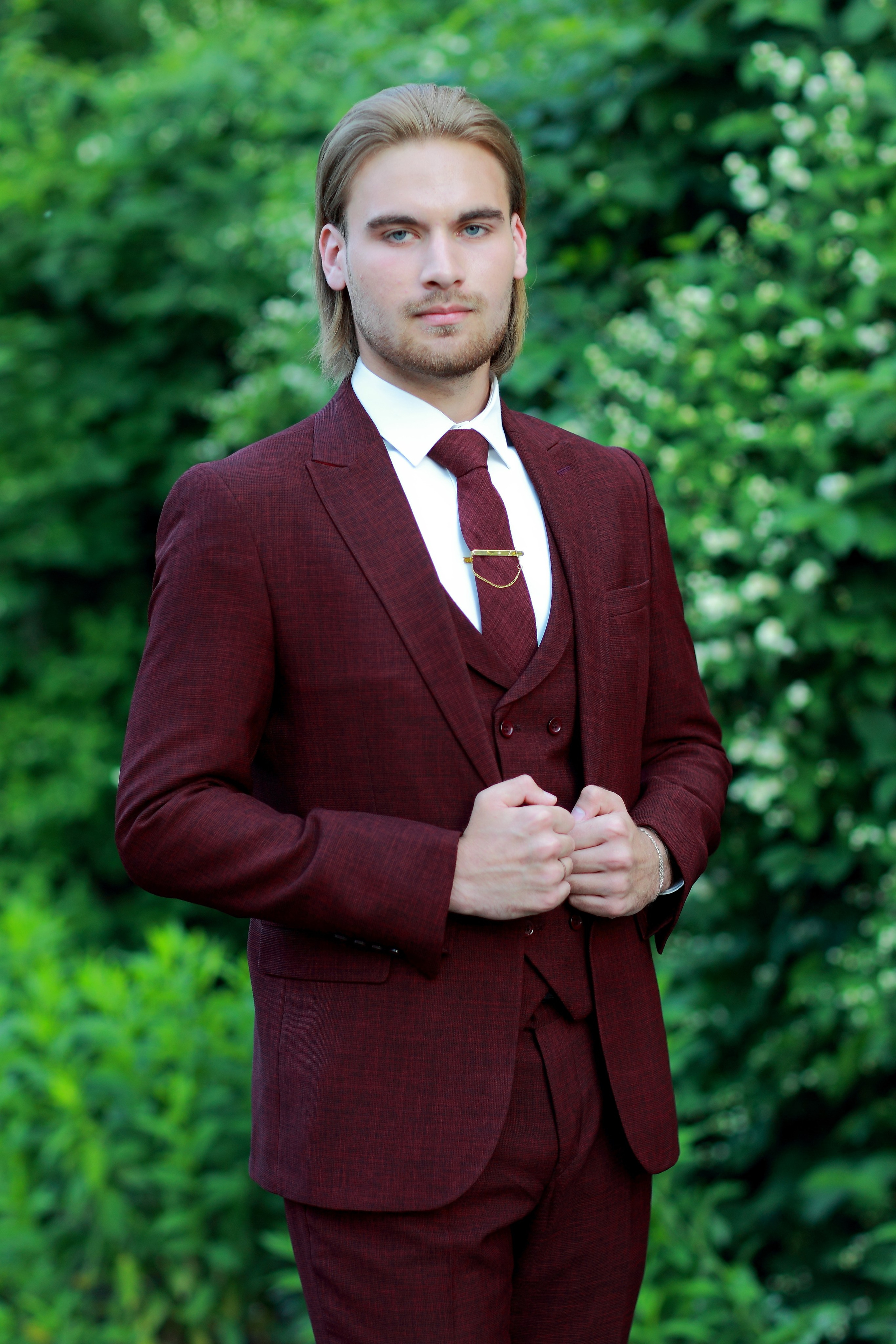 Видеограф на выпускной в школу. Фотограф в школу. Выпускной альбом 11 класс. Фото для выпускников на выпускной бал заказать