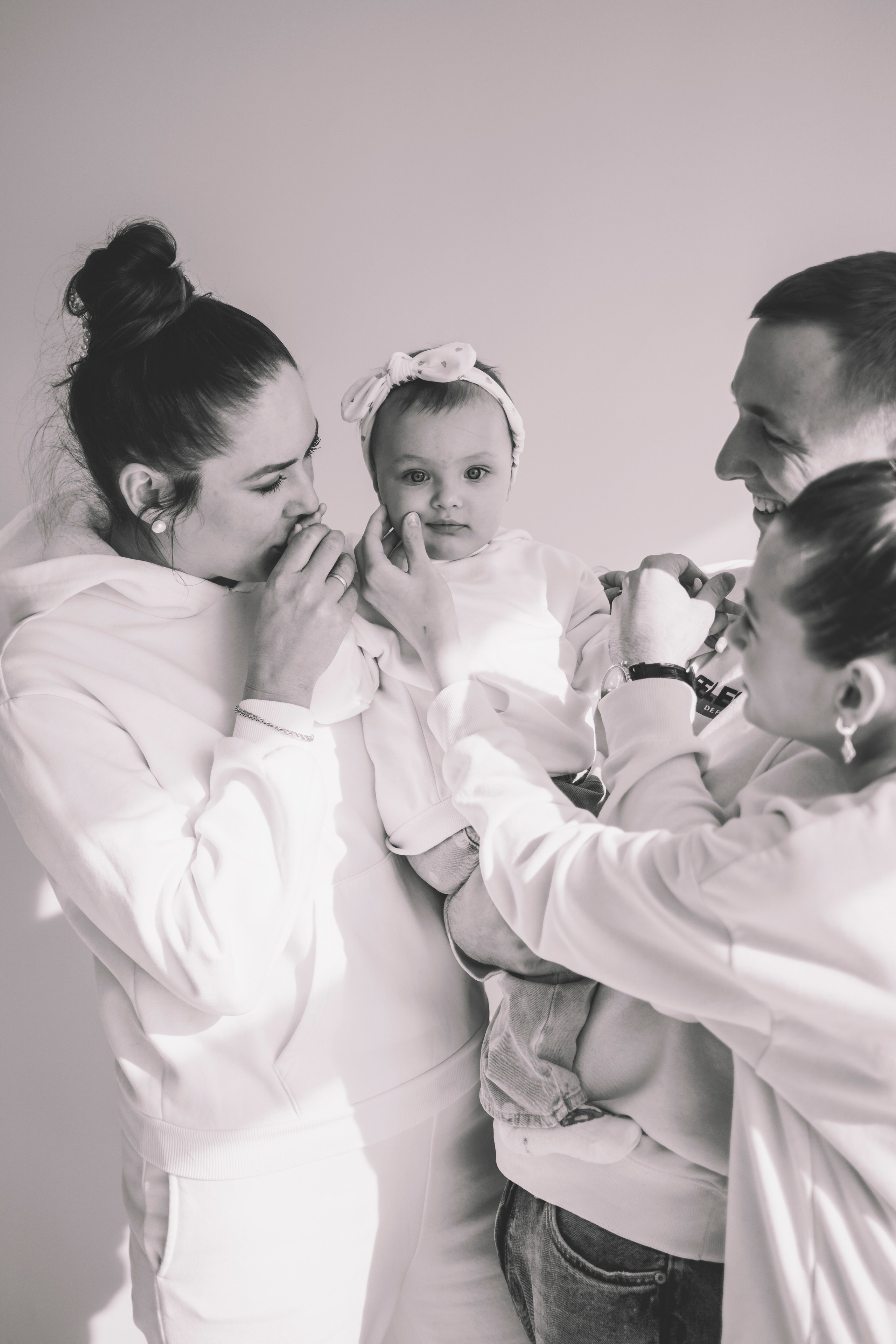 Семейная фотоистория. Семейный и свадебный фотограф Губкинский и Ставрополь