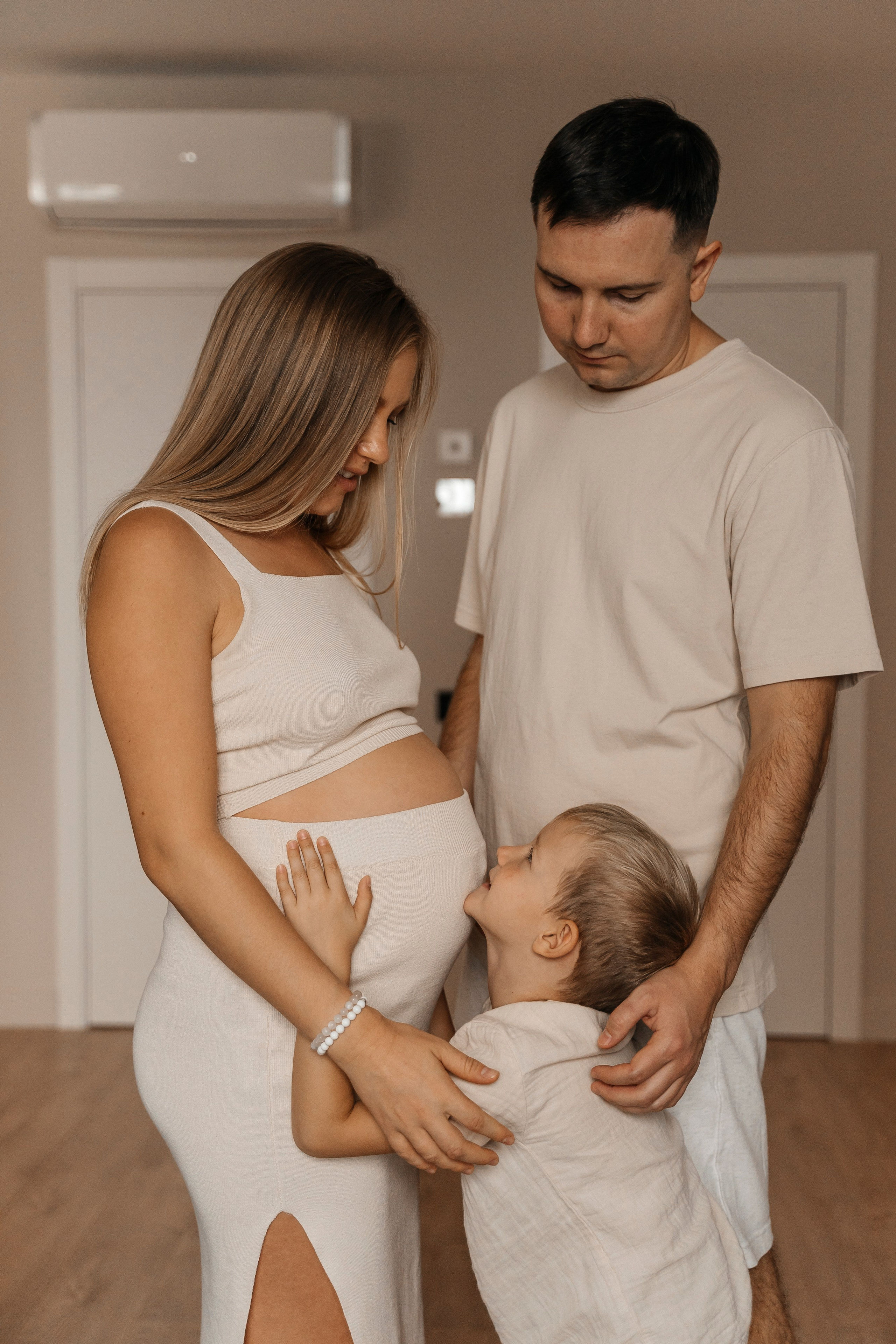 Ваня, Лара и Миша. Волик Мария