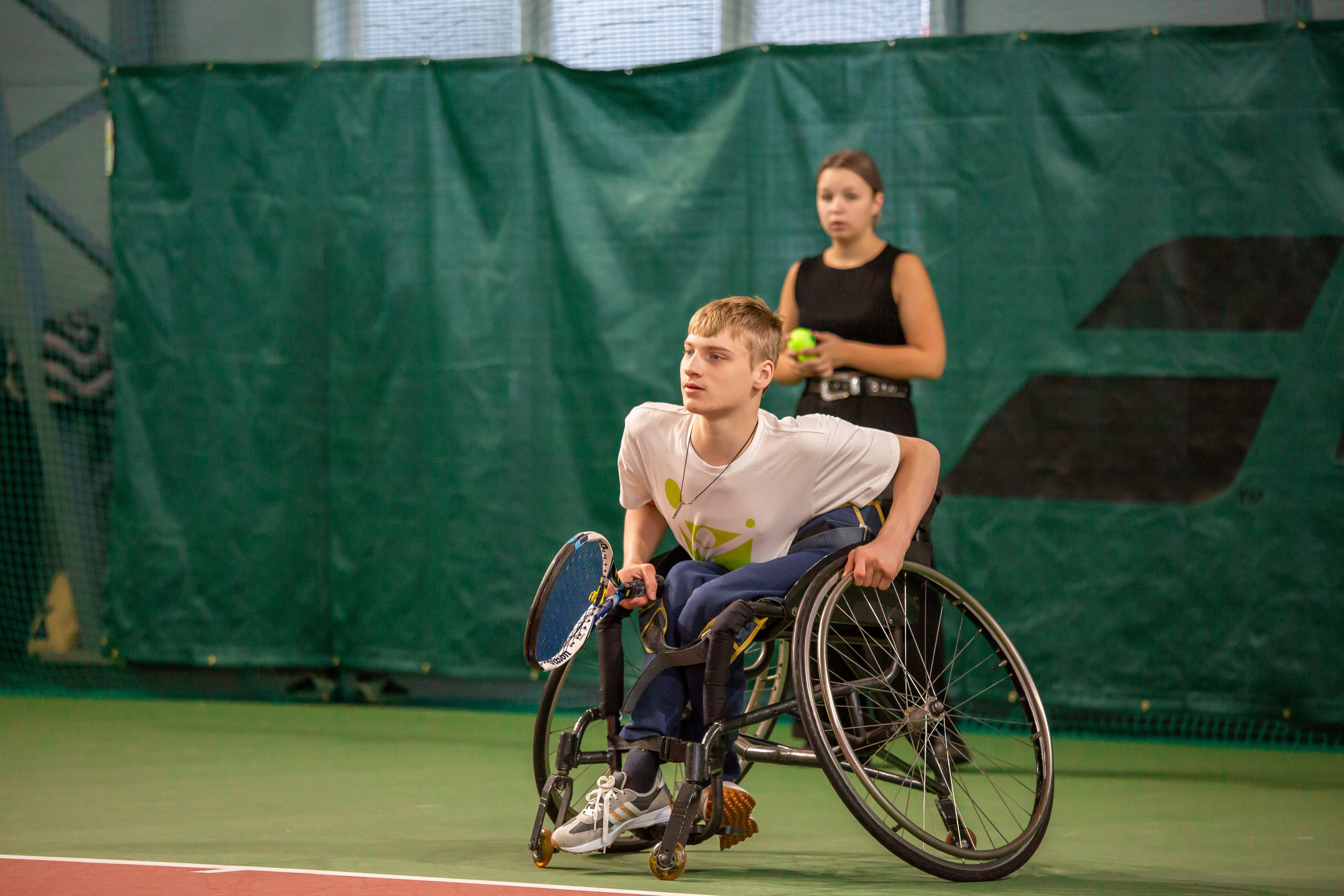 Турнир по теннису на колясках. Репортажный, семейный, свадебный, портретный фотограф