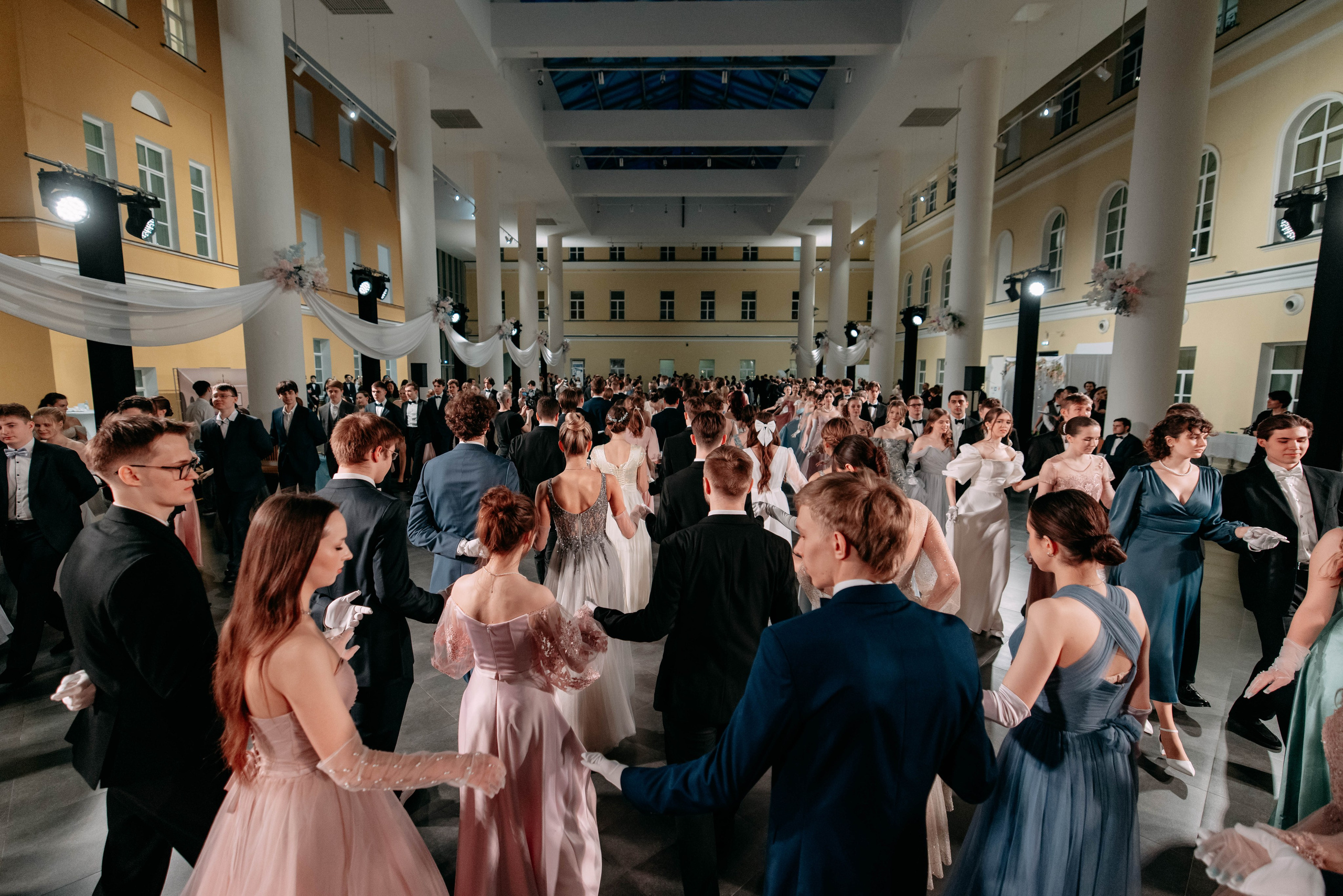 Бал студентов ВШЭ. Фото и видео съемка. Андрей Ионов