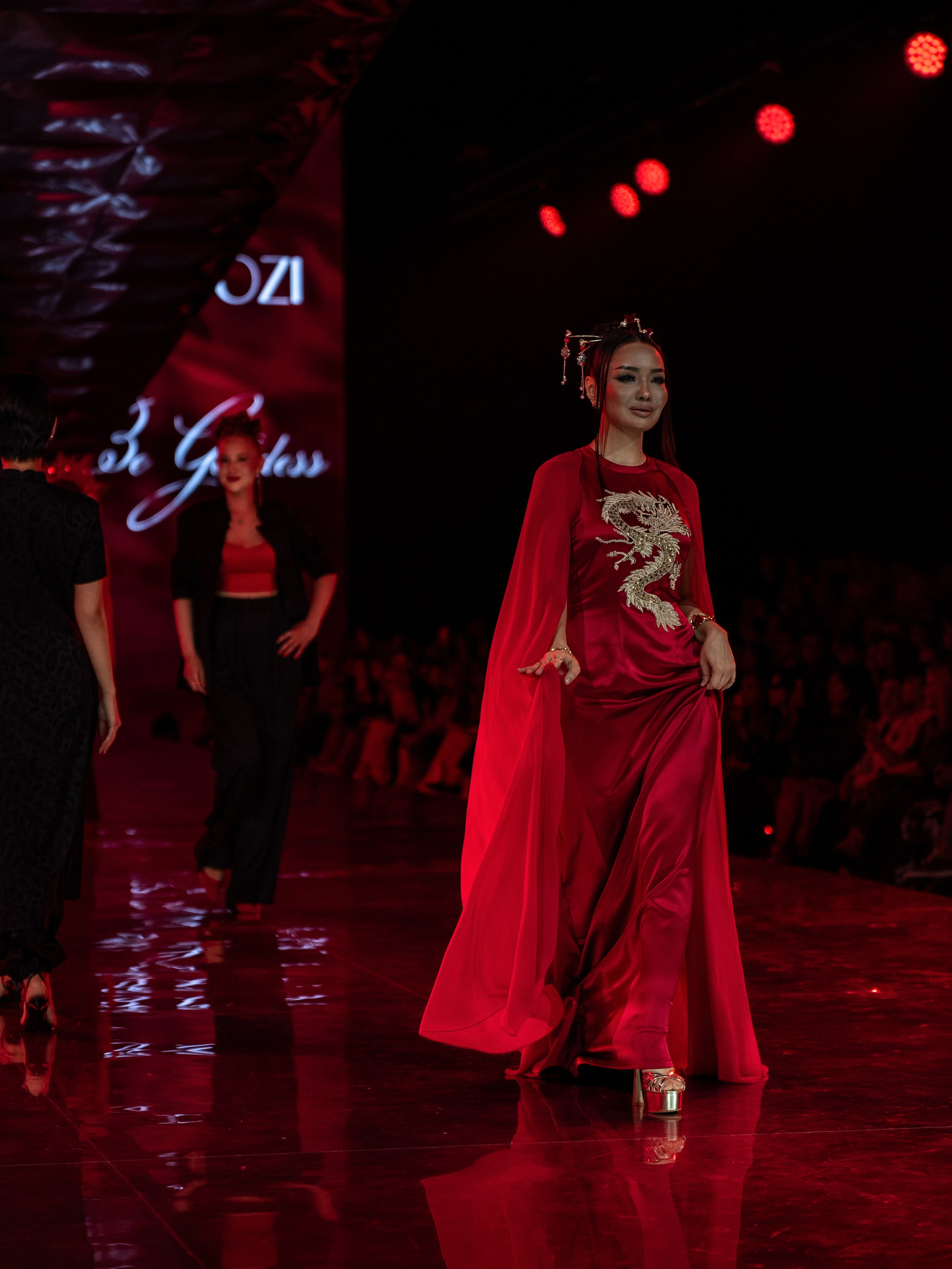 Kazakhstan Fashion Week Zardozi. Сайт Алматинского НЮ АРТ, будуар и фэшн фотографа Дениса Карпенко
