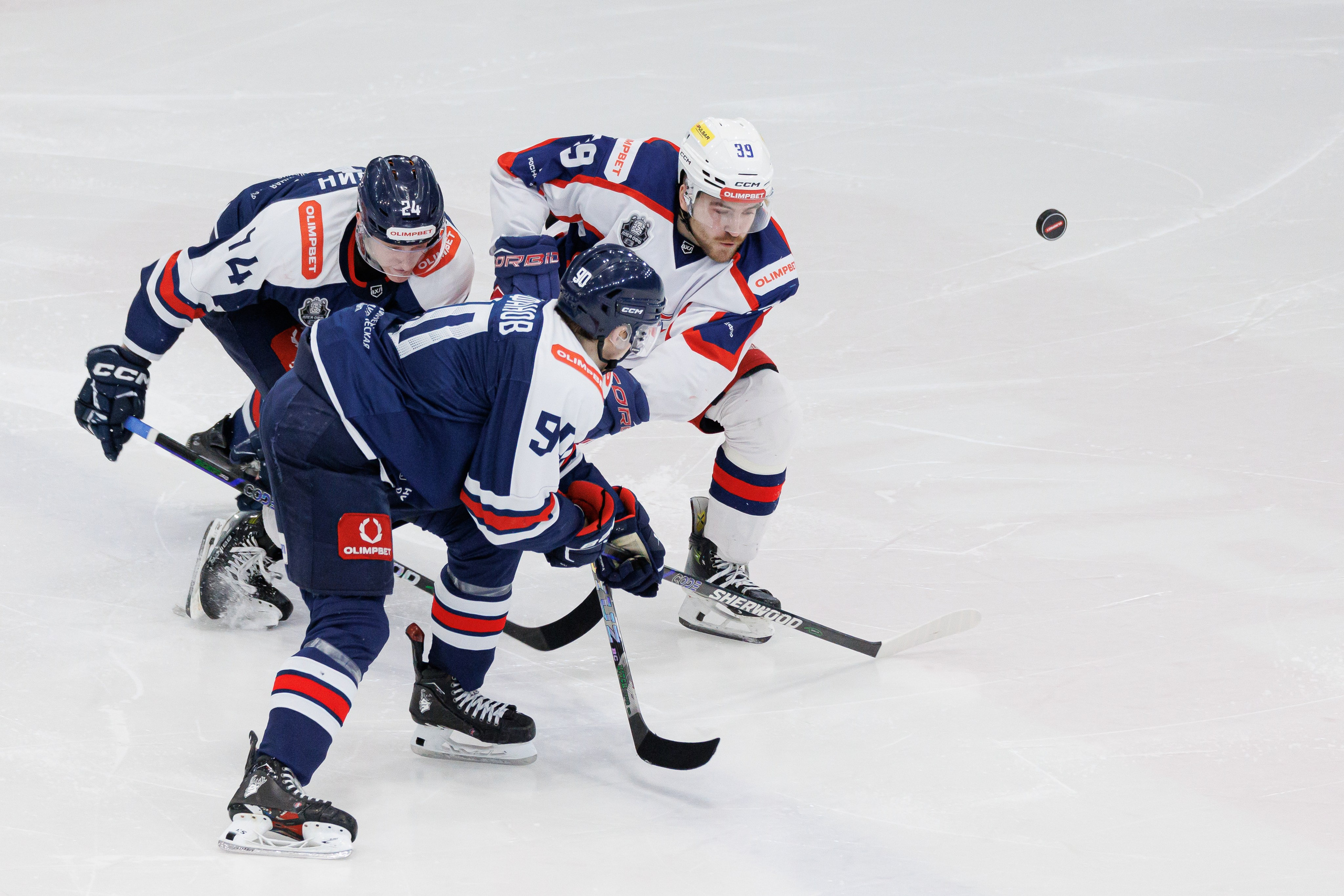 Хоккей. Спортивный фотограф Денис Веселов в Нижнем Новгороде