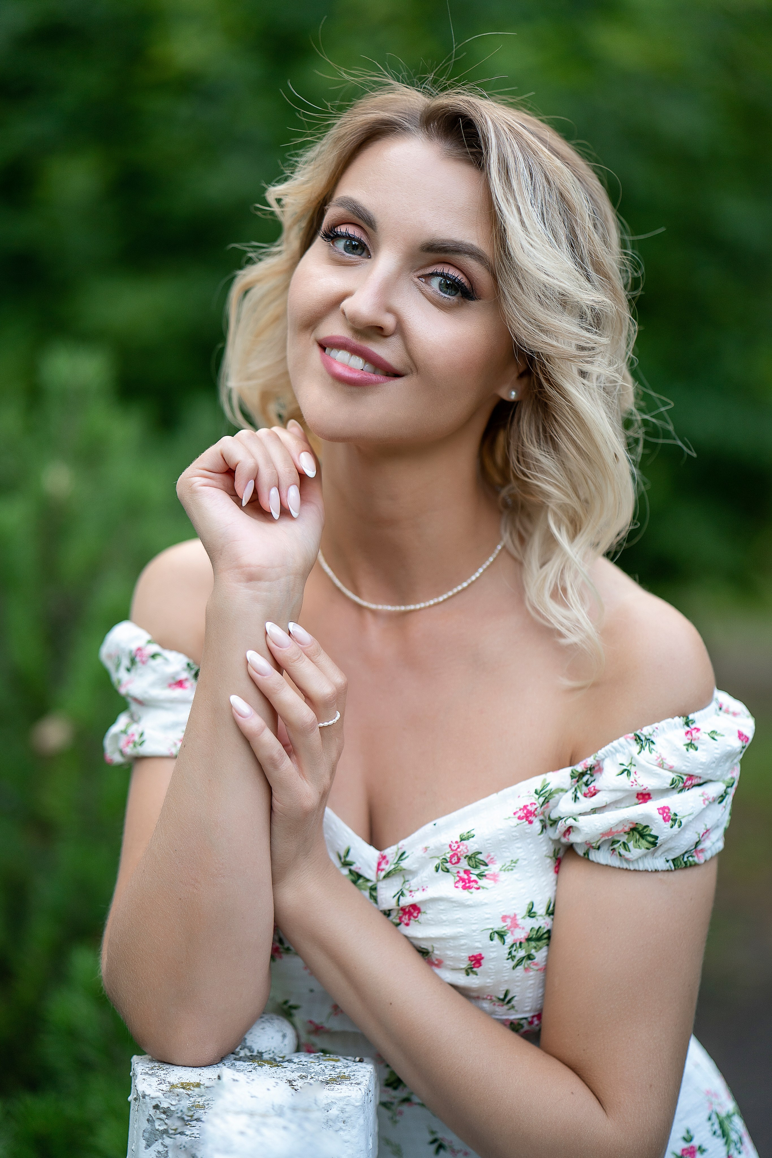 Александра. Главная