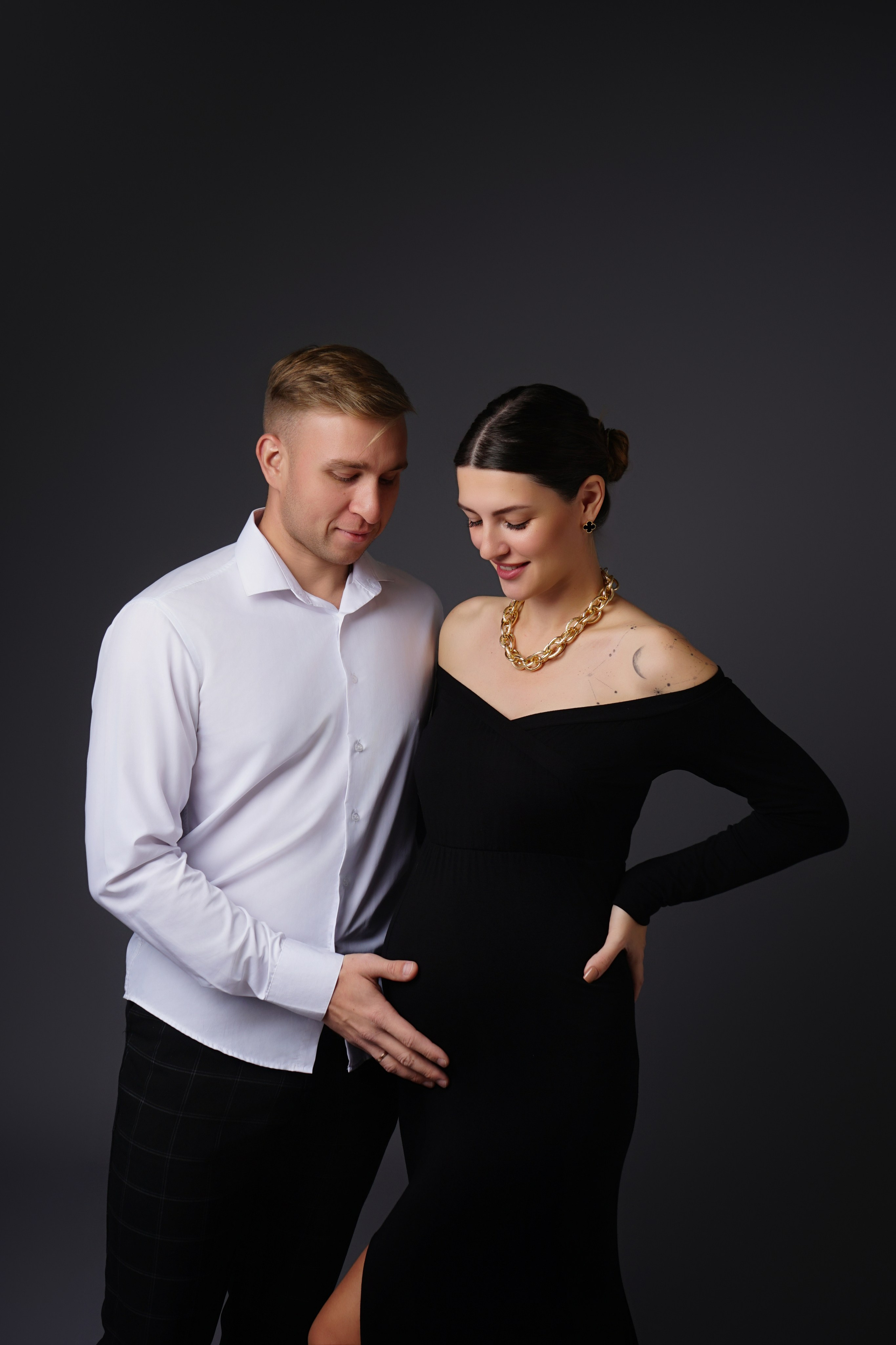 Съёмка беременности в моей фотостудии «НЕБО». Женский фотограф в Химках Алёна Ленёва